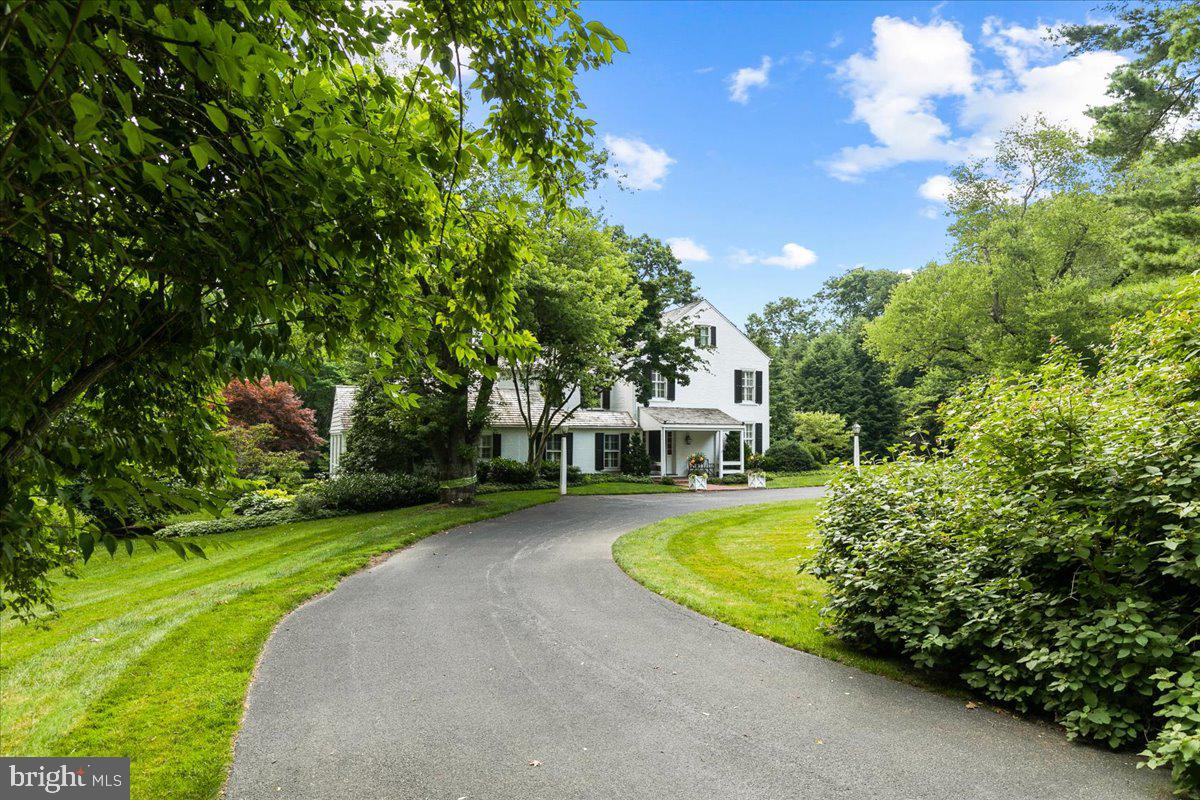 SCHOOL LANE HILLS - Residential