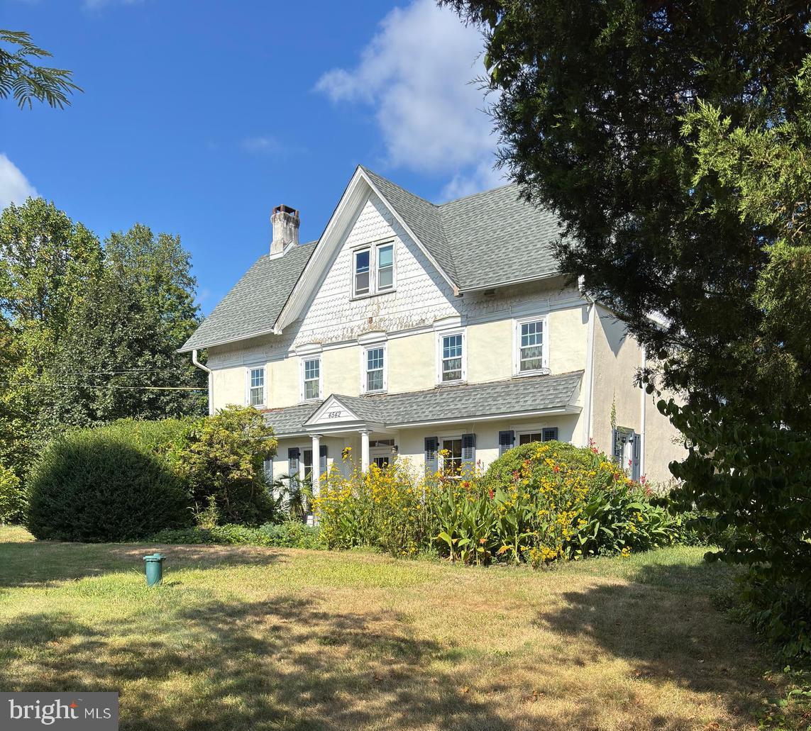 Freshly updated one bedroom second floor apartment in central Buckingham. Renovated kitchen with Corian counter top, white subway tile back splash. Large sunlit bedroom with newer carpeting. Full bath with claw foot tub and pedestal sink. Large park like lawn for tenants' enjoyment, opportunity for gardening. Large parking area. Shared laundry facilities. Owner provides gas heat, hot water, snow removal, lawn service, and trash removal. Tenant responsible for electric, cable and phone. No pets, no pets.