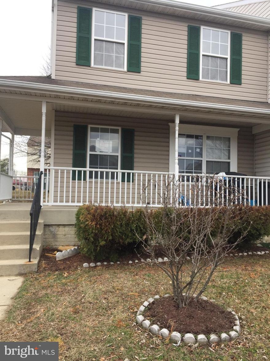 Renovated, freshly painted, lots of room, nice starter home,