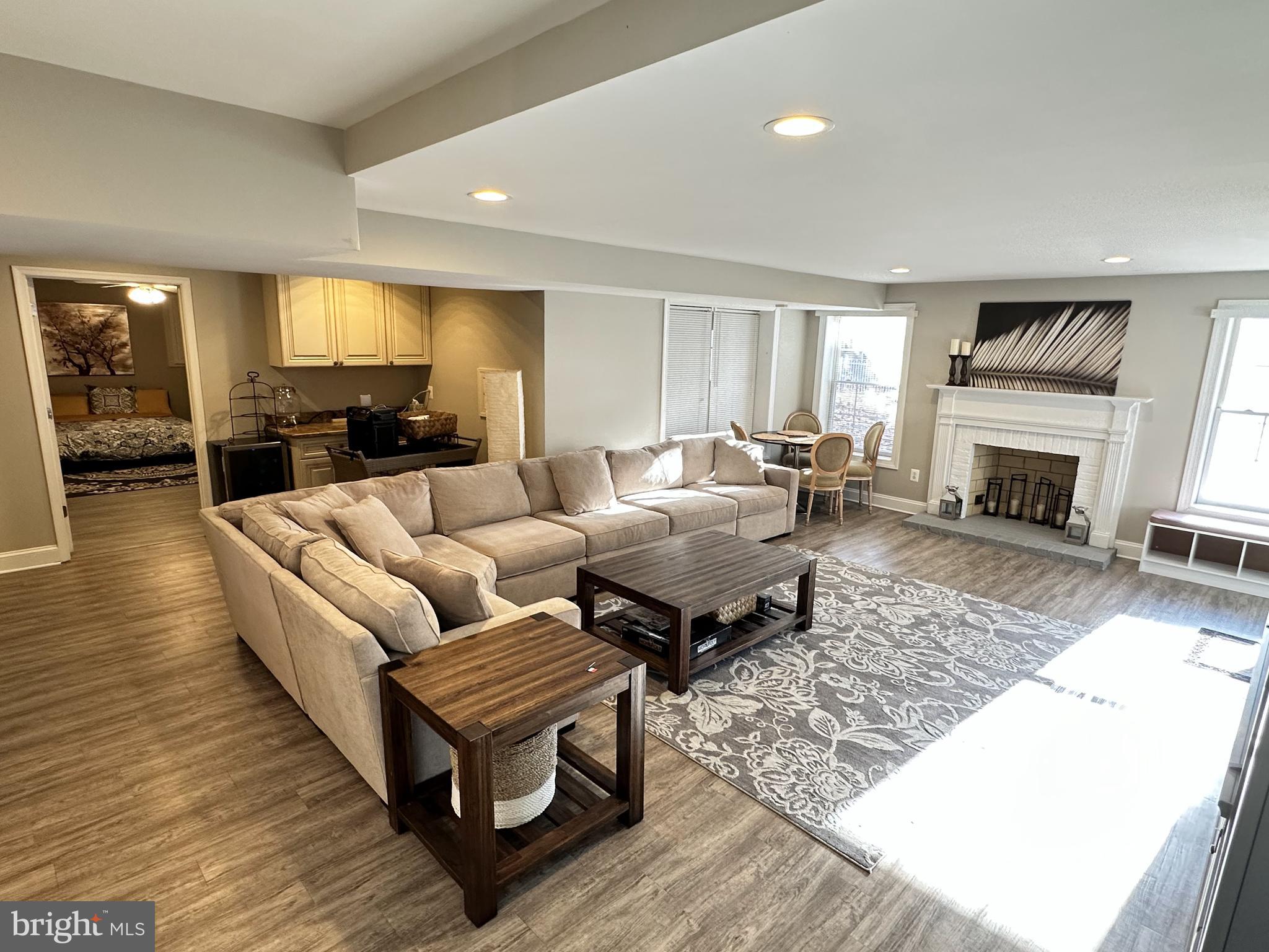 PINE RIDGE - Residential Lease