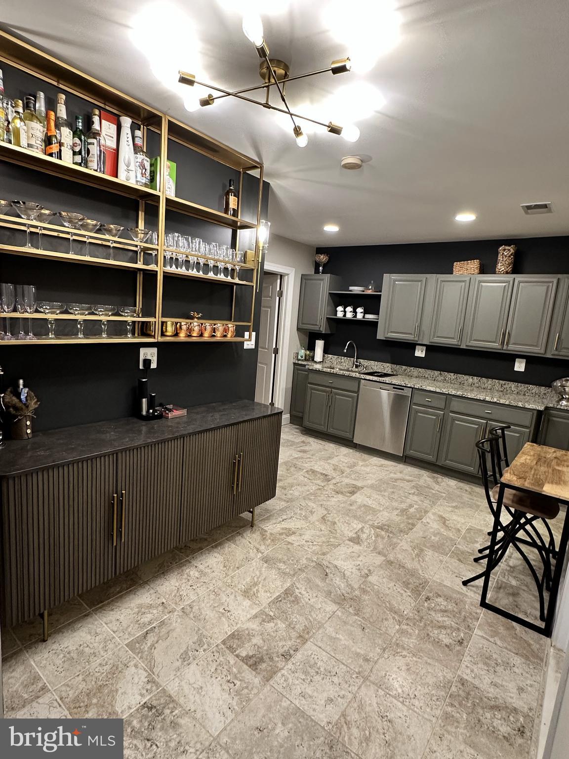 PINE RIDGE - Residential Lease