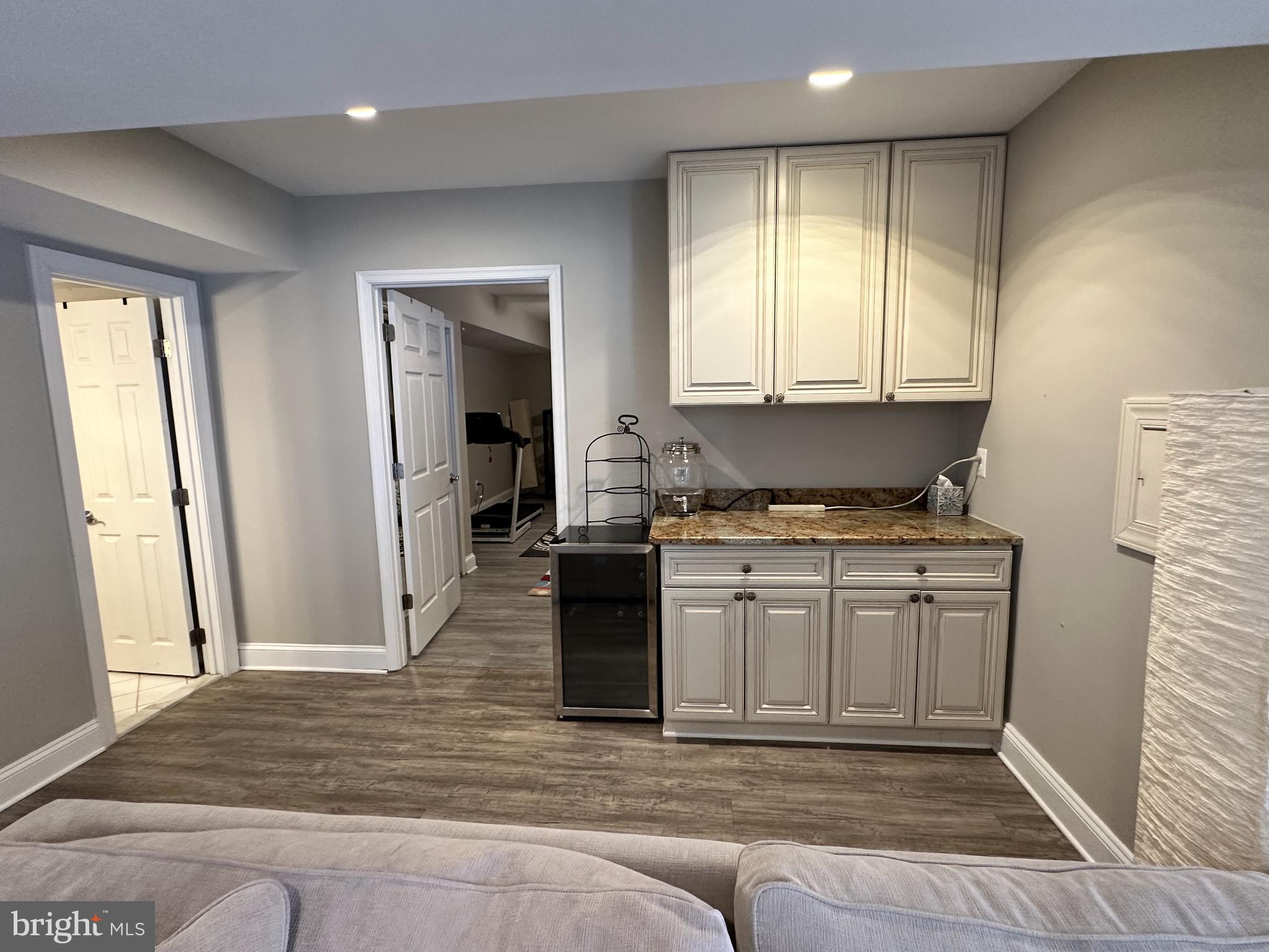 PINE RIDGE - Residential Lease