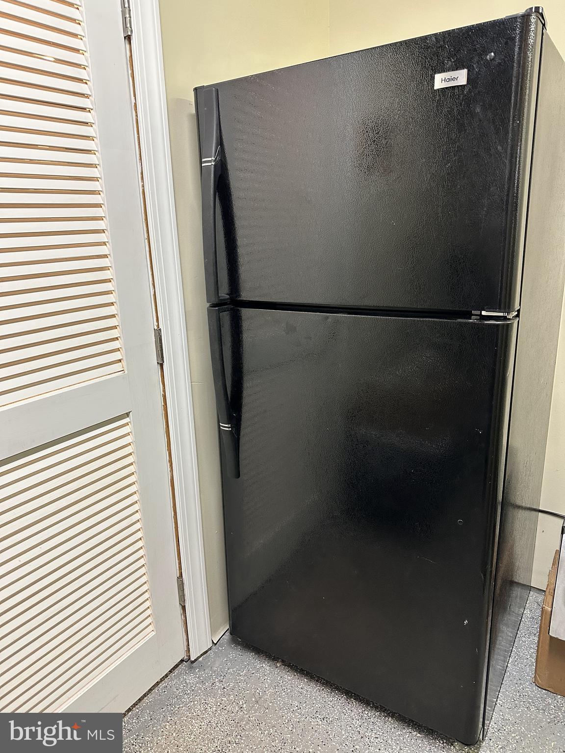 PINE RIDGE - Residential Lease