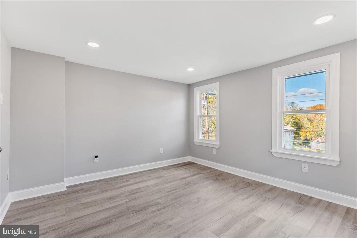 PAOLI GARDENS - Residential Lease
