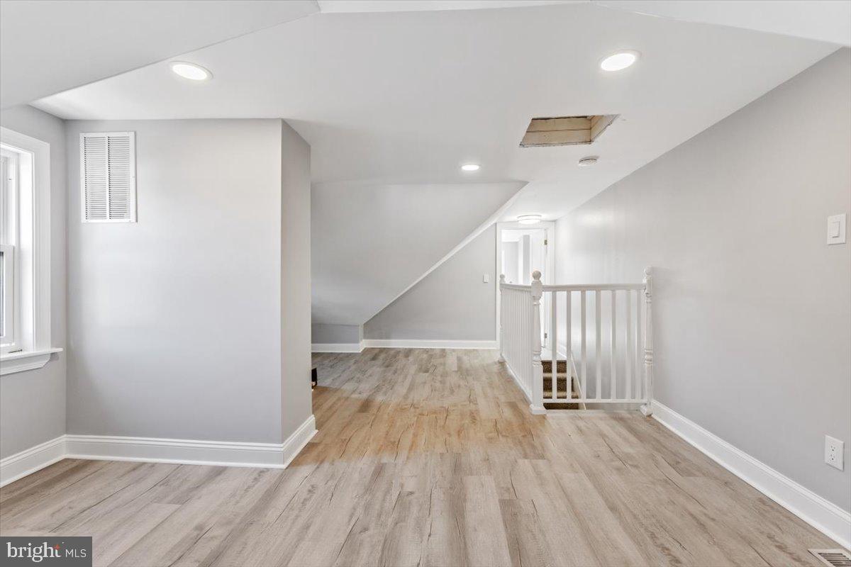 PAOLI GARDENS - Residential Lease