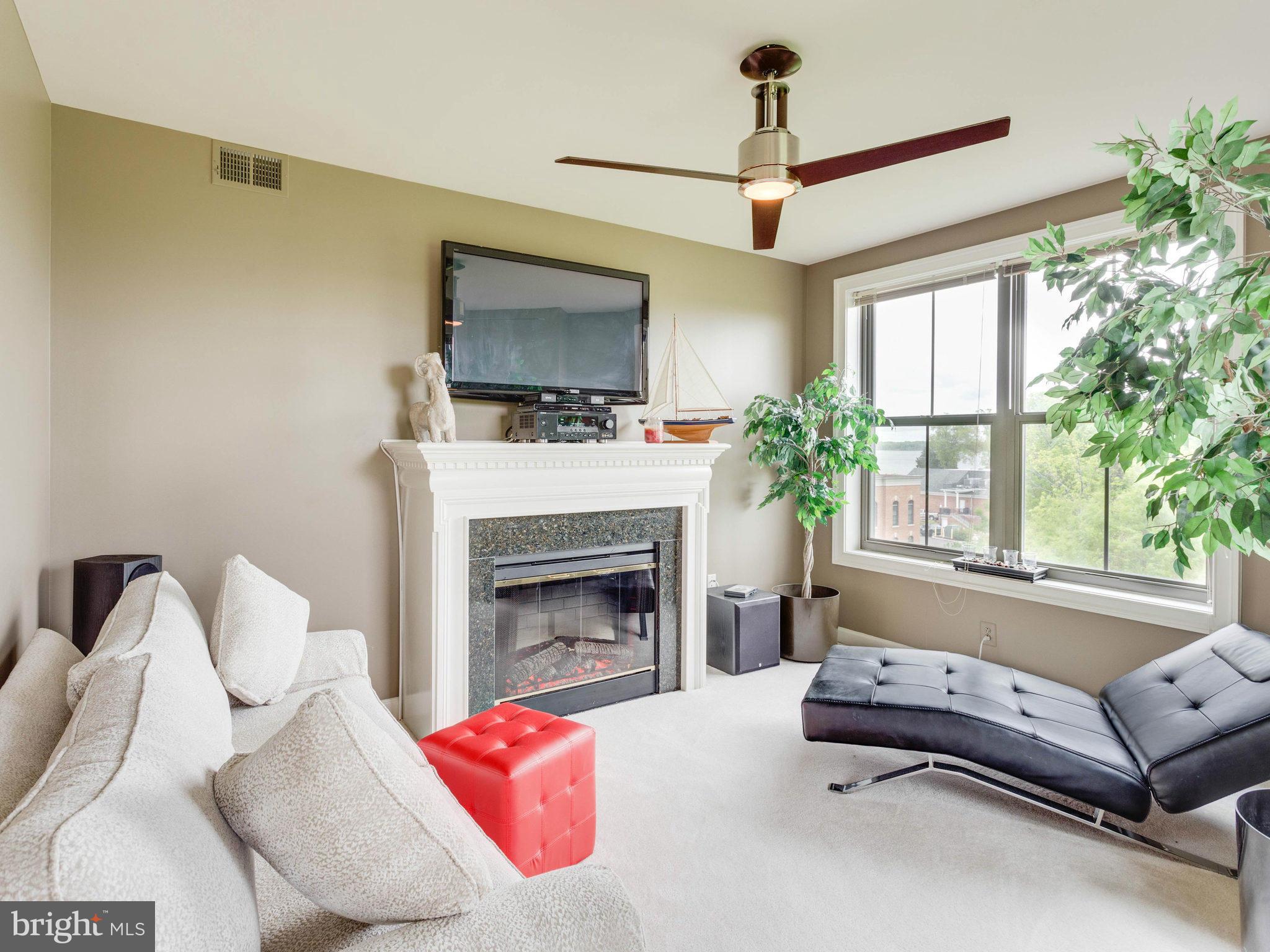 HARBOR VIEW - Residential