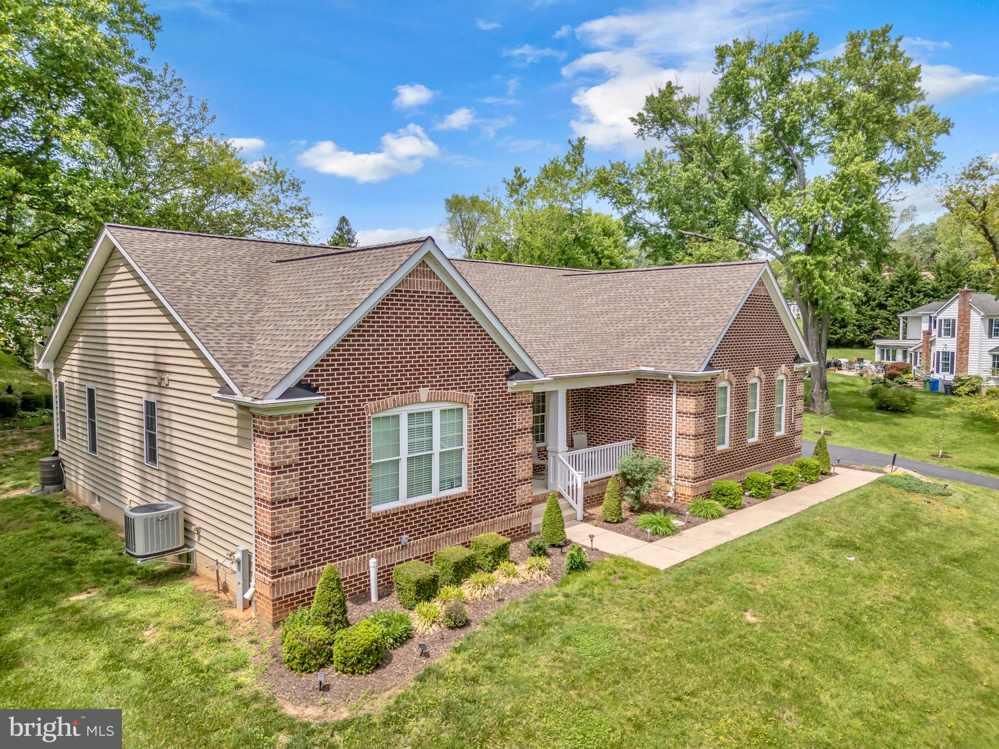 2906 CORNUS WAY