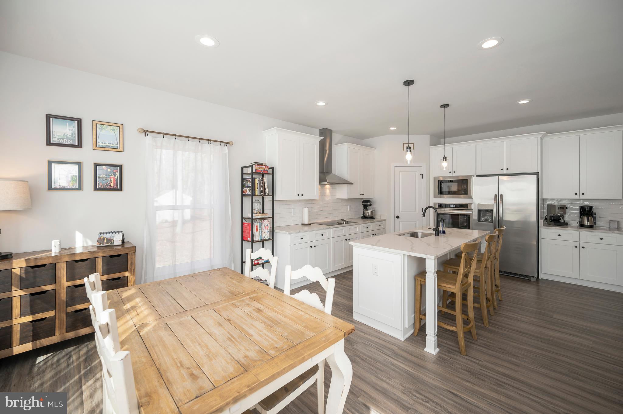 LAKE ACRES - Residential