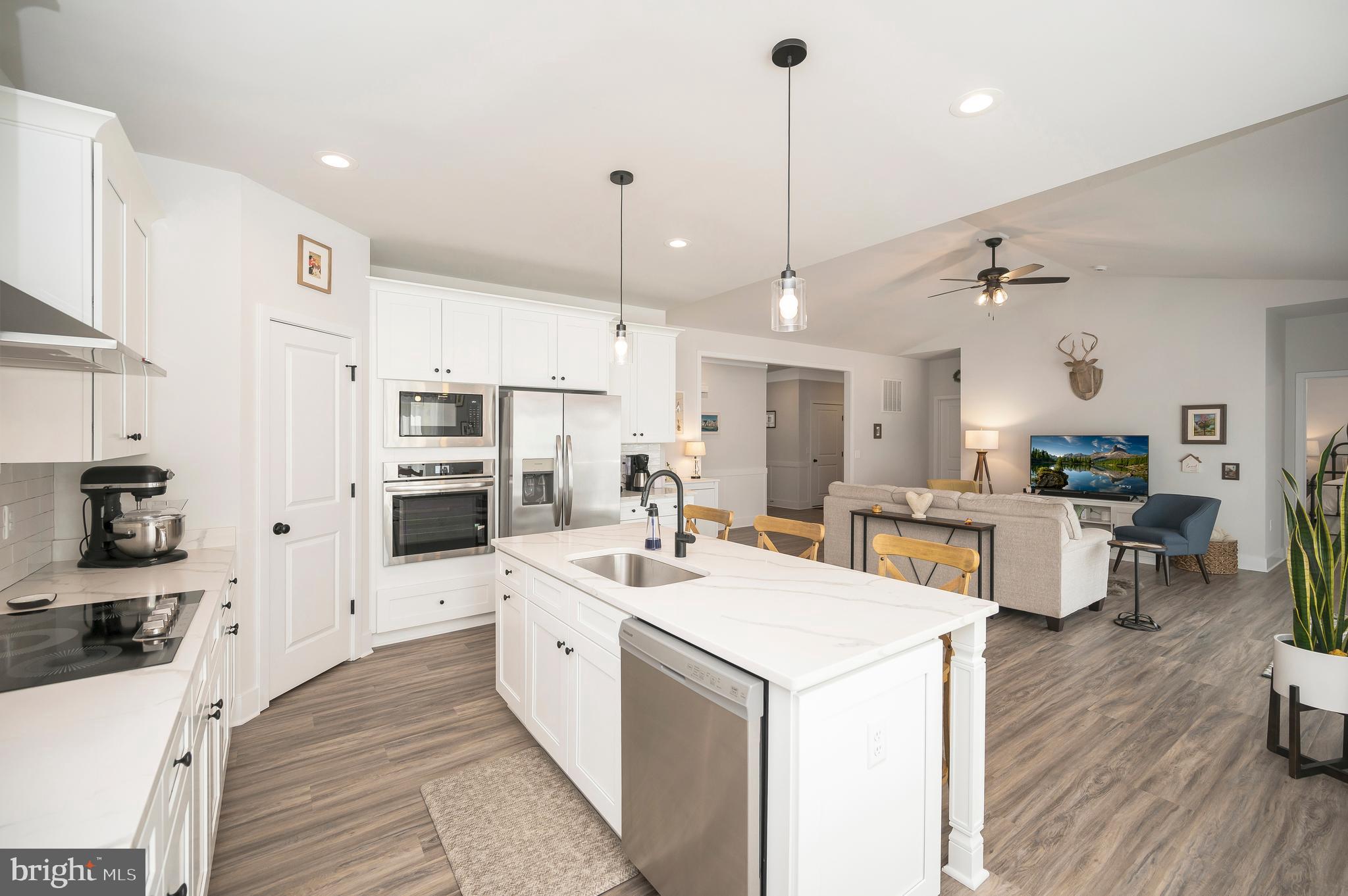 LAKE ACRES - Residential