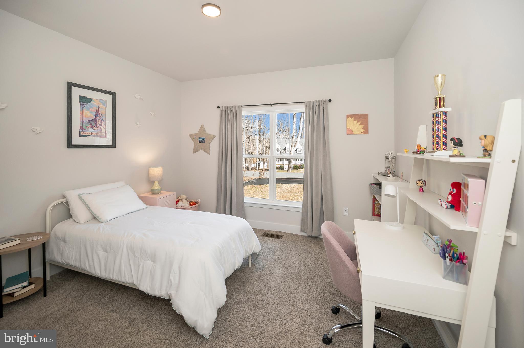 LAKE ACRES - Residential