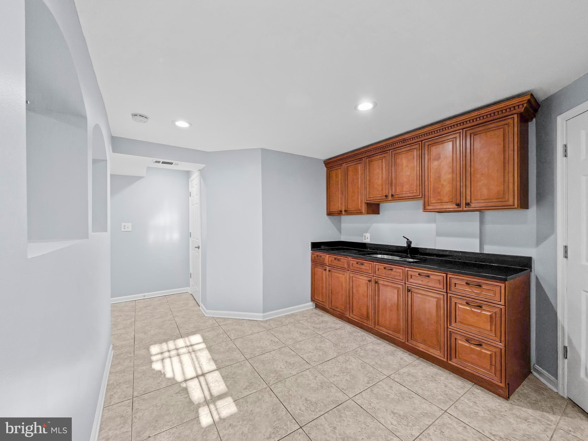 KINGS CONTRIVANCE - Residential