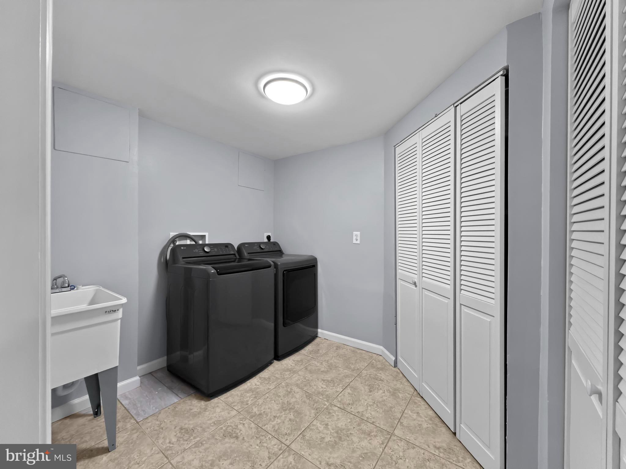 KINGS CONTRIVANCE - Residential