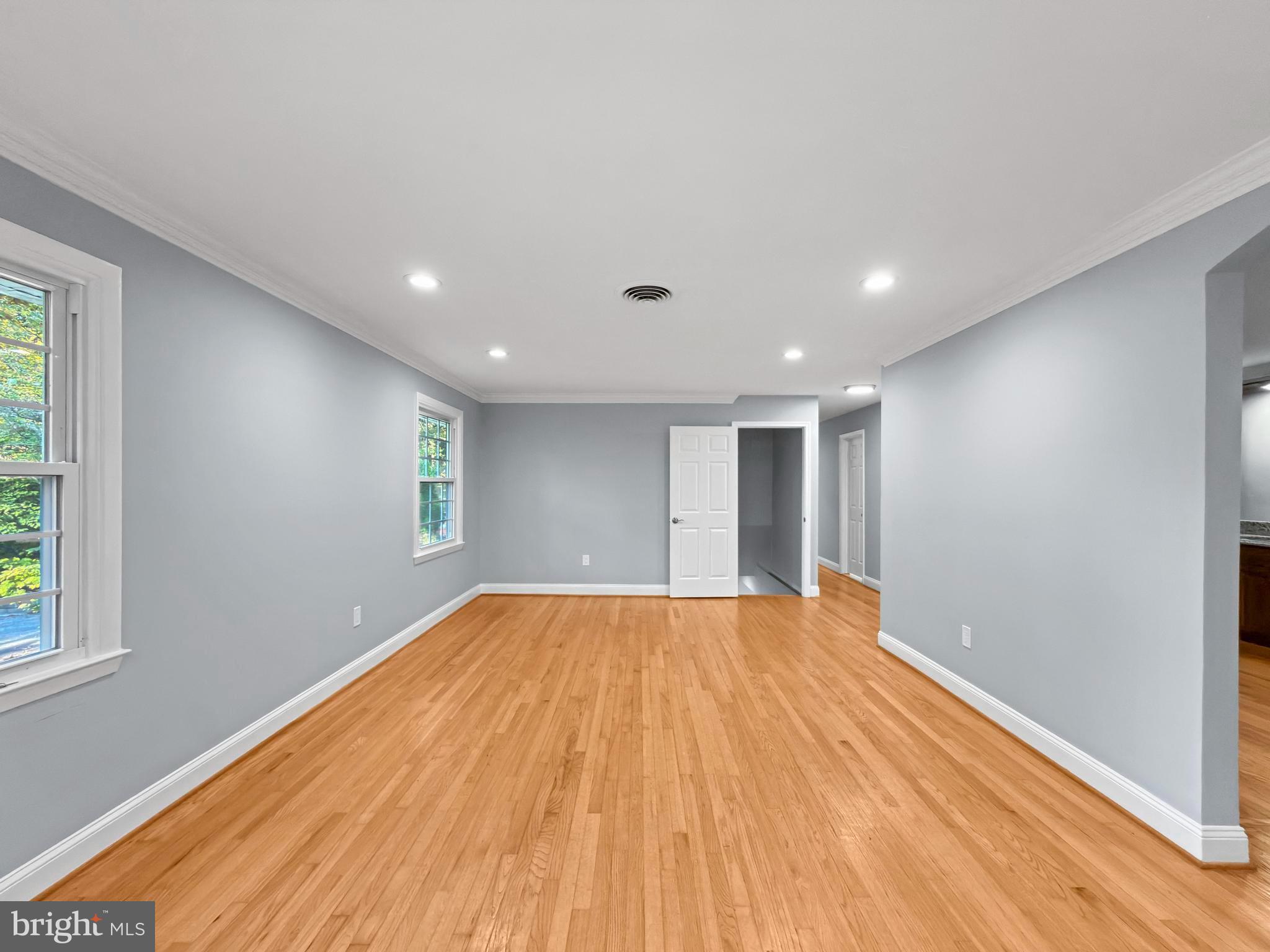 KINGS CONTRIVANCE - Residential