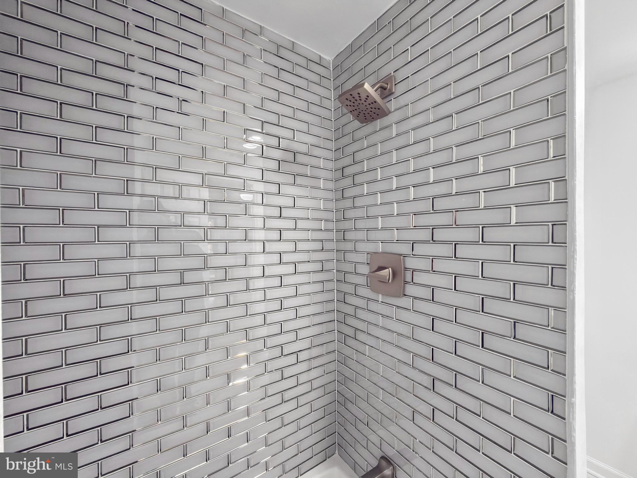 KINGS CONTRIVANCE - Residential