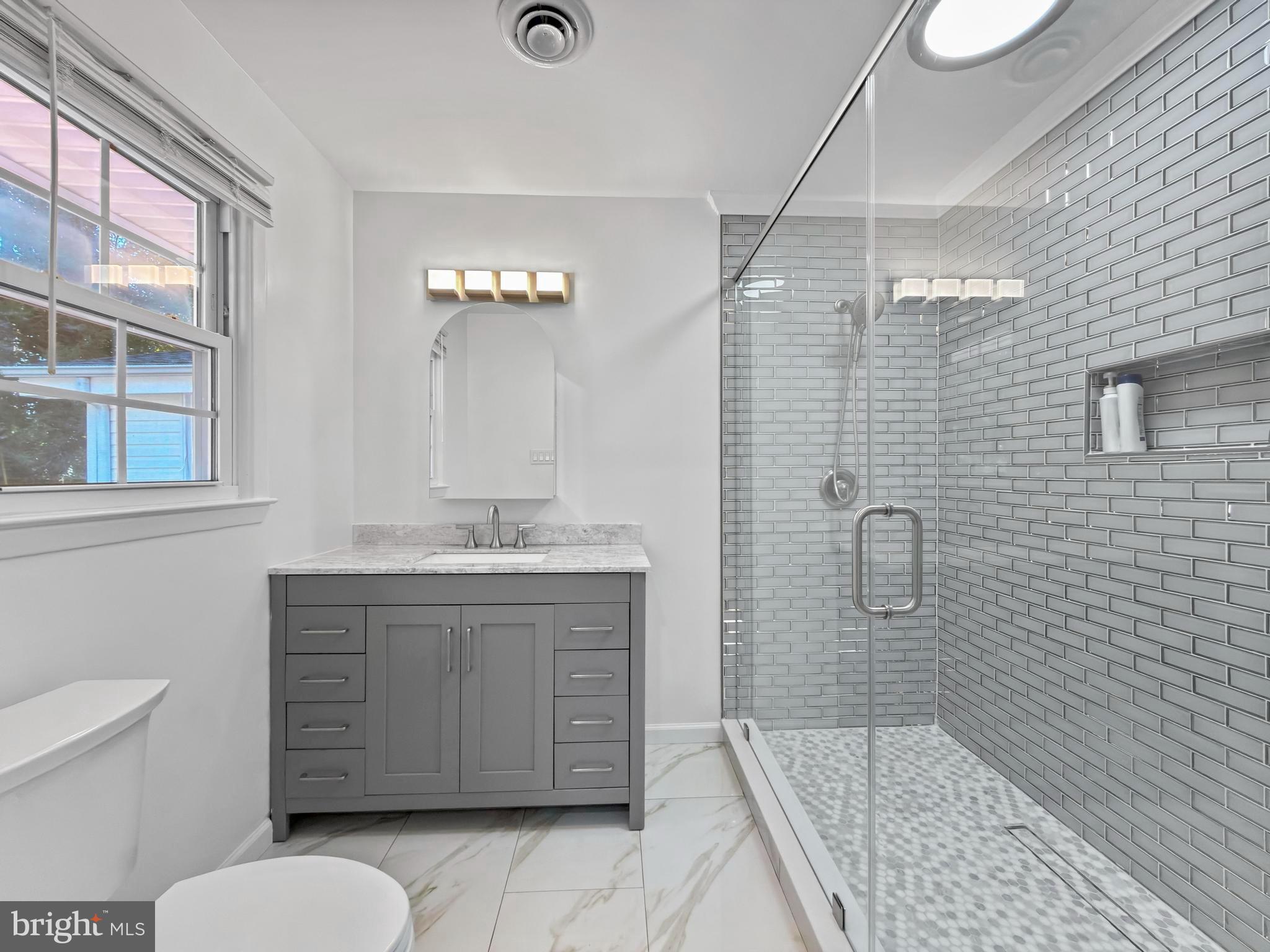 KINGS CONTRIVANCE - Residential