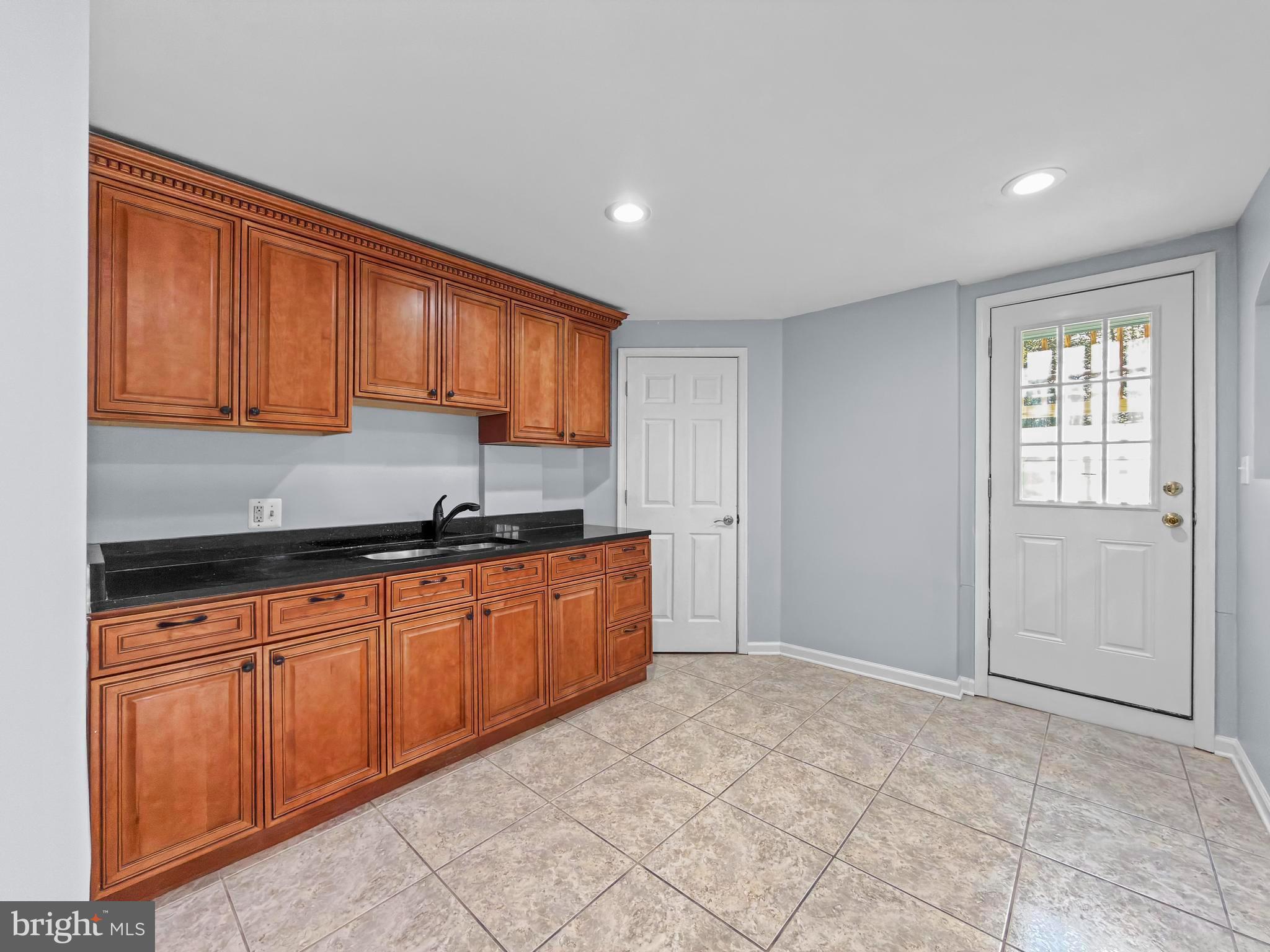 KINGS CONTRIVANCE - Residential