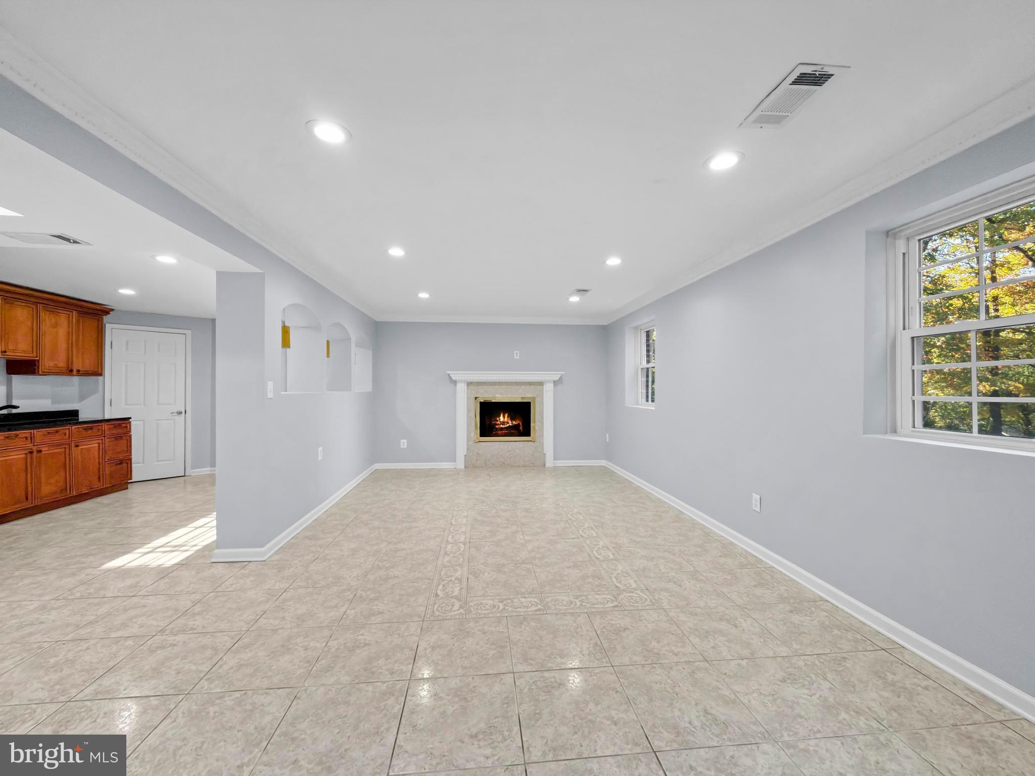 KINGS CONTRIVANCE - Residential