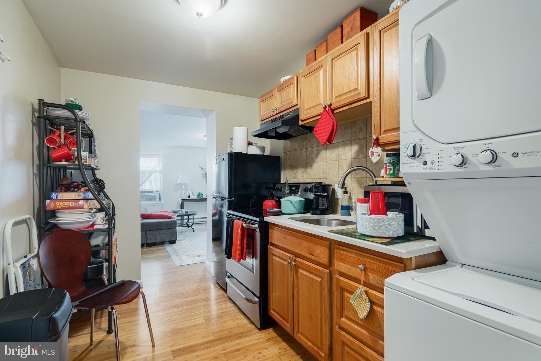 LOWER MOYAMENSING - Residential