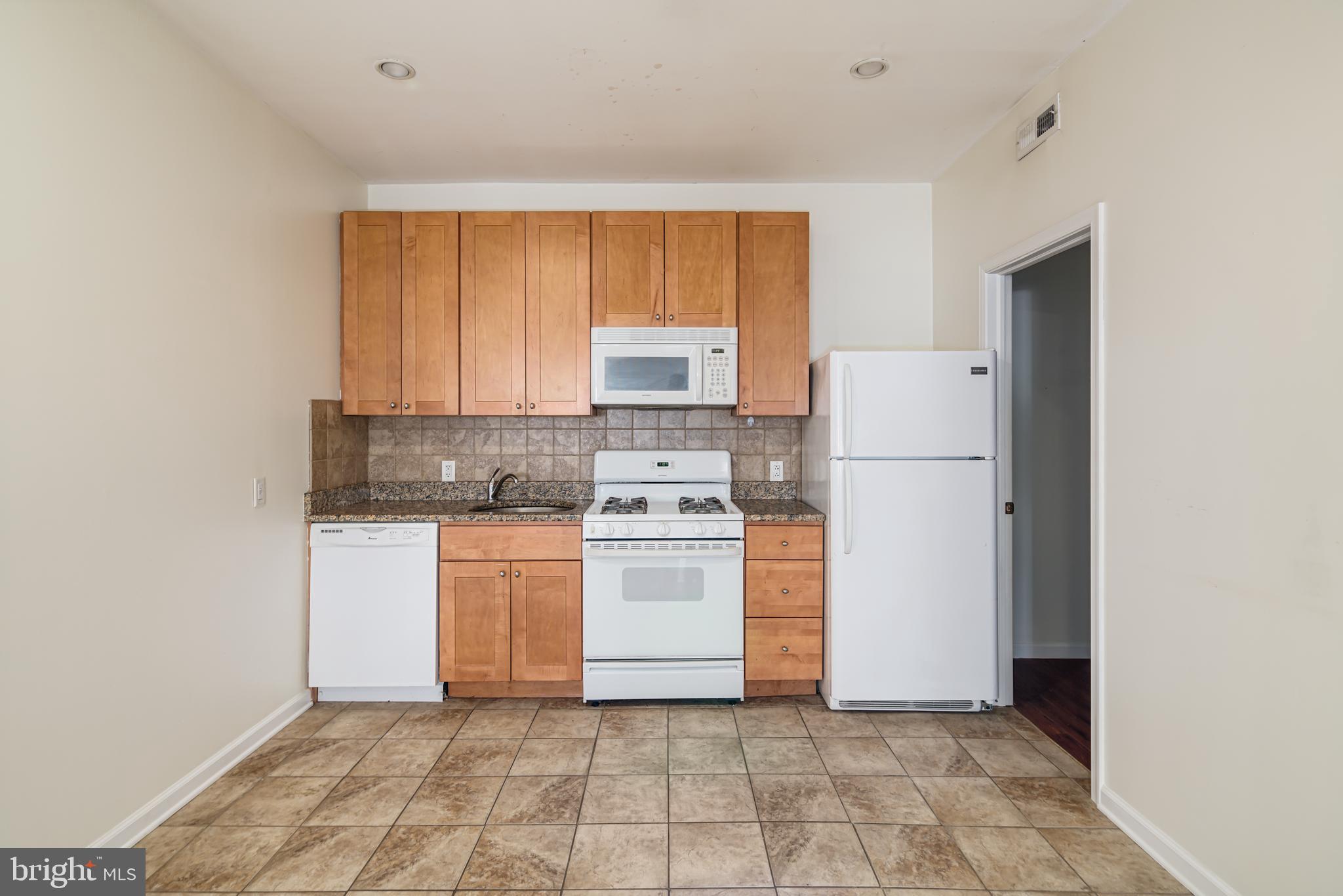 LOWER MOYAMENSING - Residential