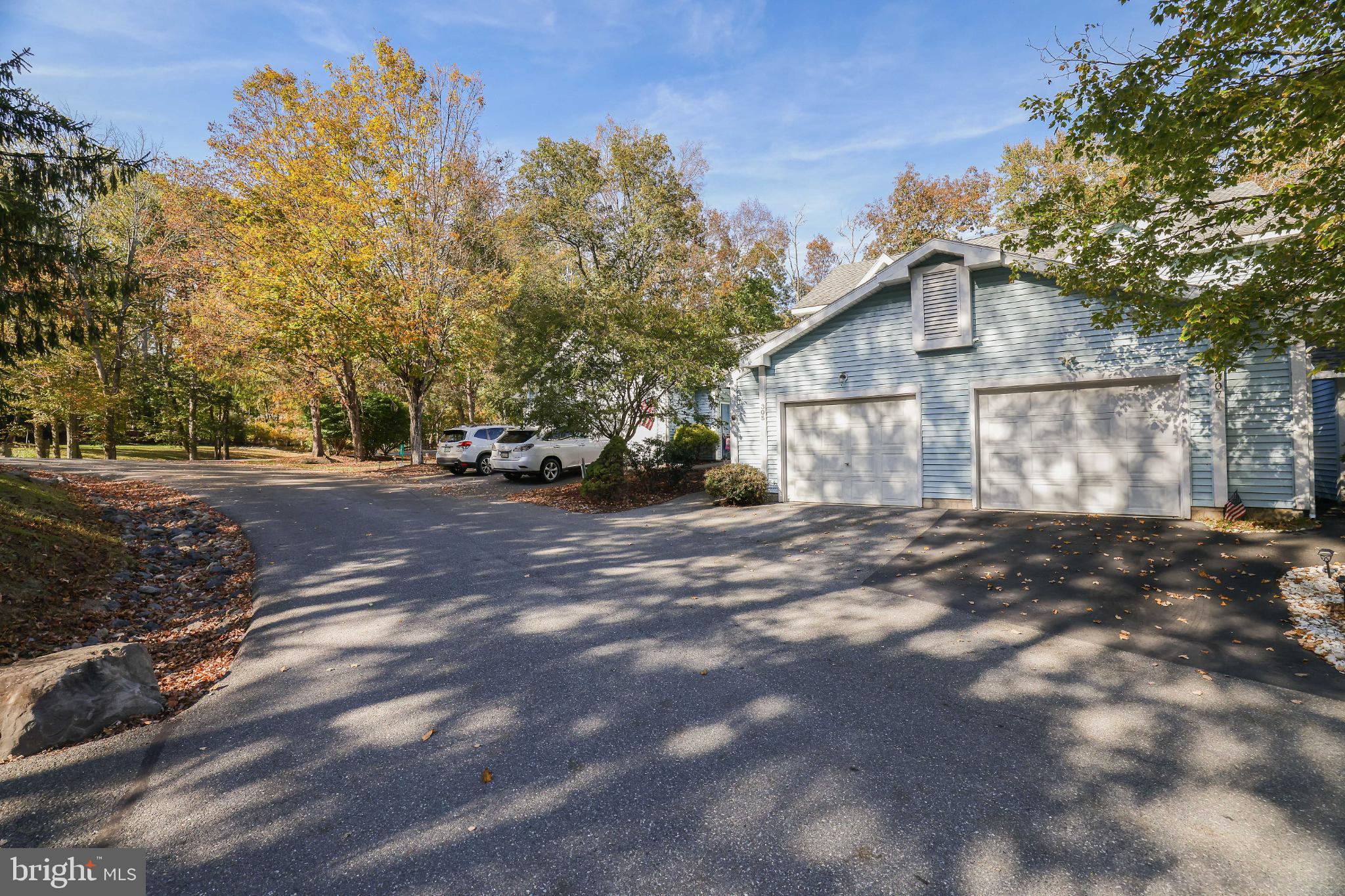 COUNTRY CLUB OF THE POCONOS - Residential Lease