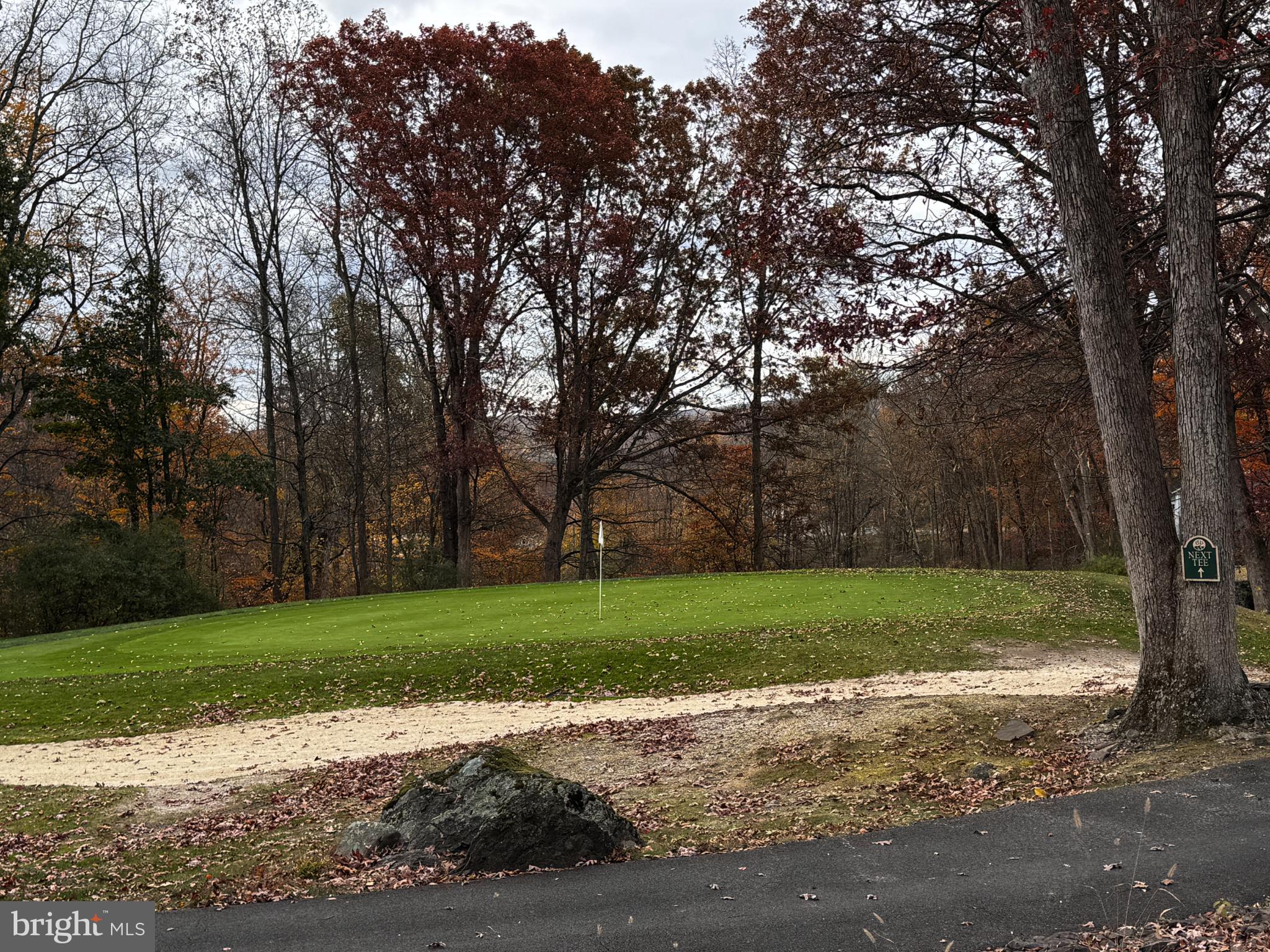 COUNTRY CLUB OF THE POCONOS - Residential Lease