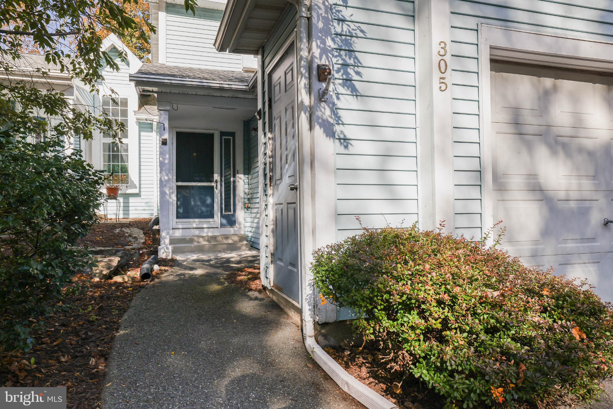 COUNTRY CLUB OF THE POCONOS - Residential Lease