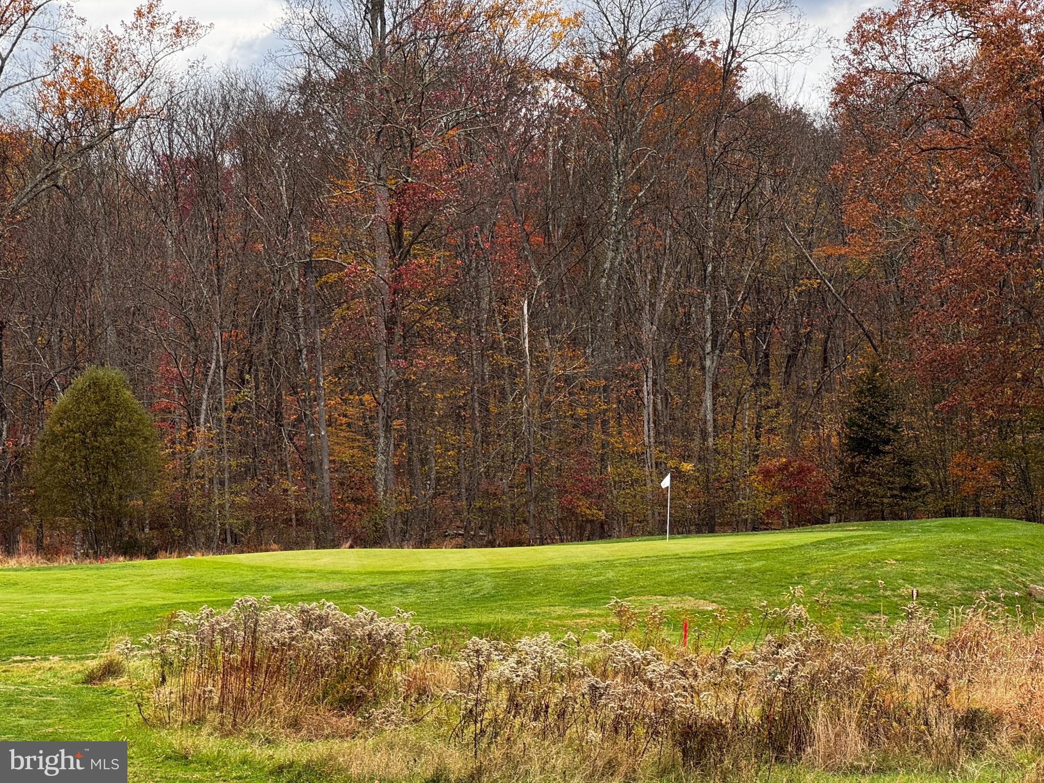 COUNTRY CLUB OF THE POCONOS - Residential Lease