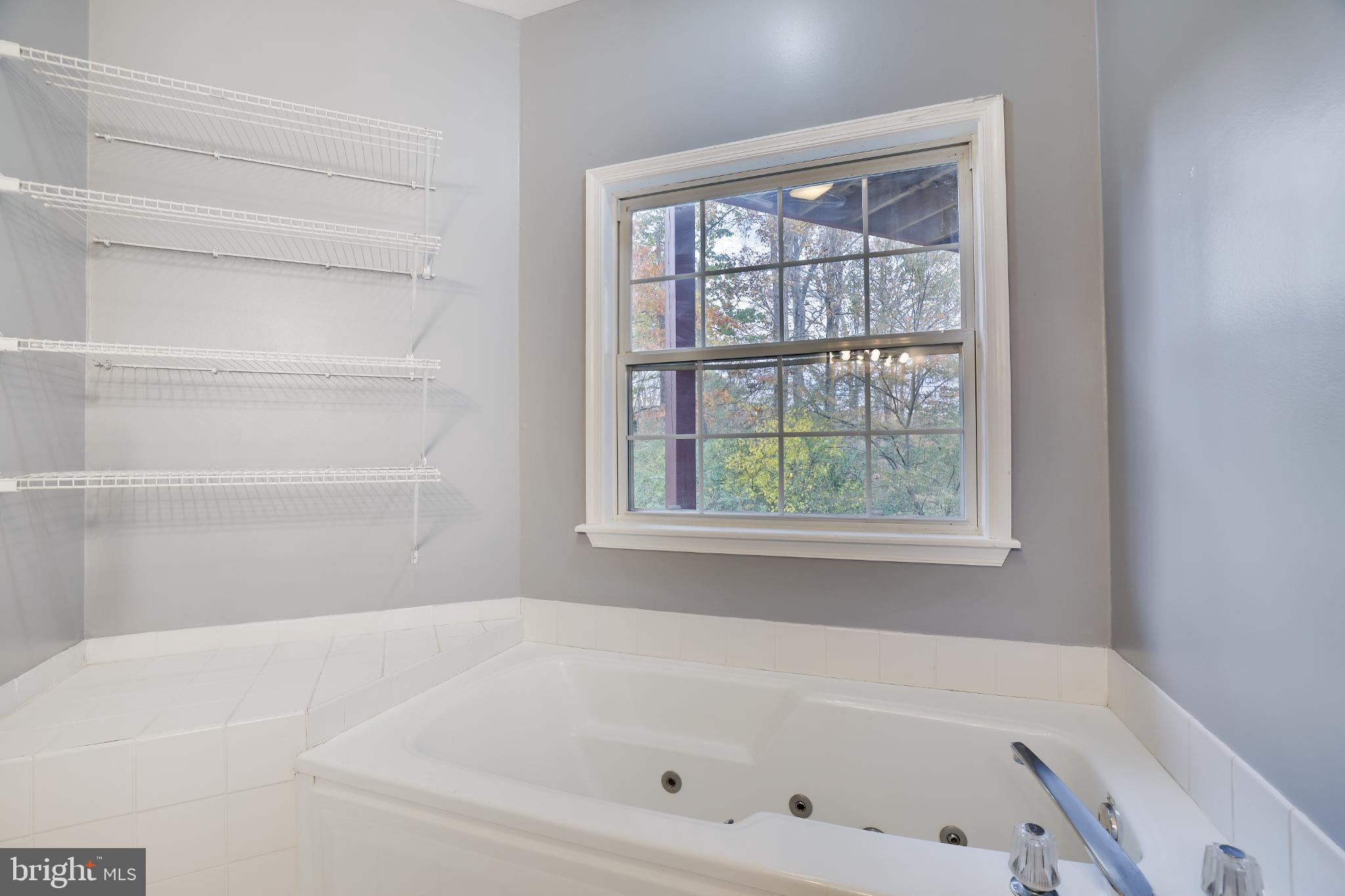 COUNTRY CLUB OF THE POCONOS - Residential Lease