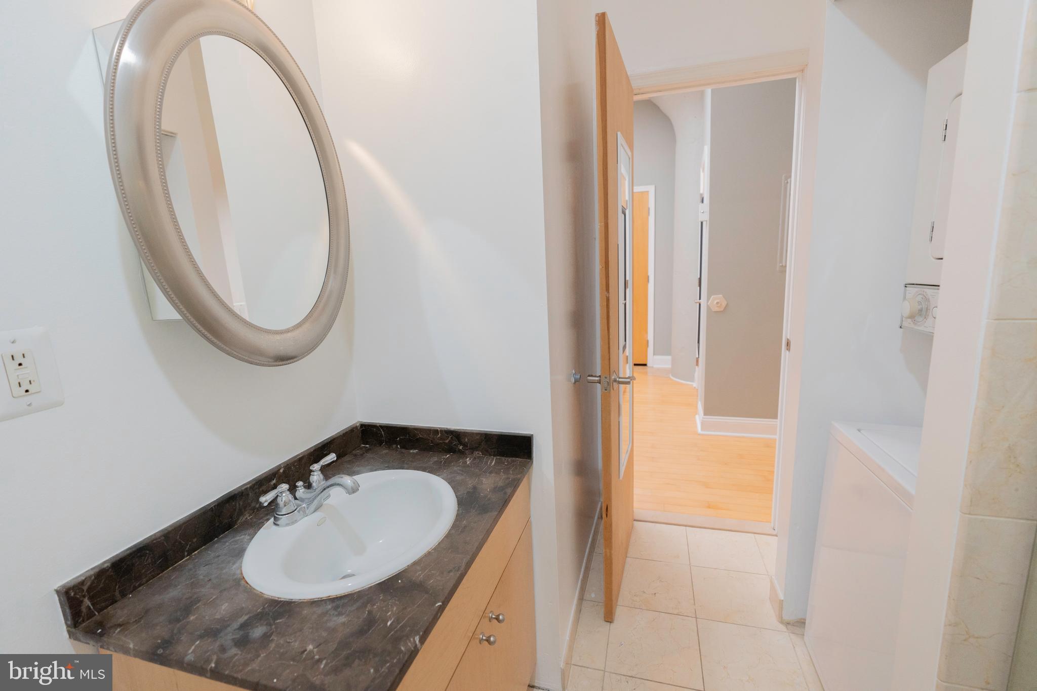 POINT BREEZE - Residential Lease