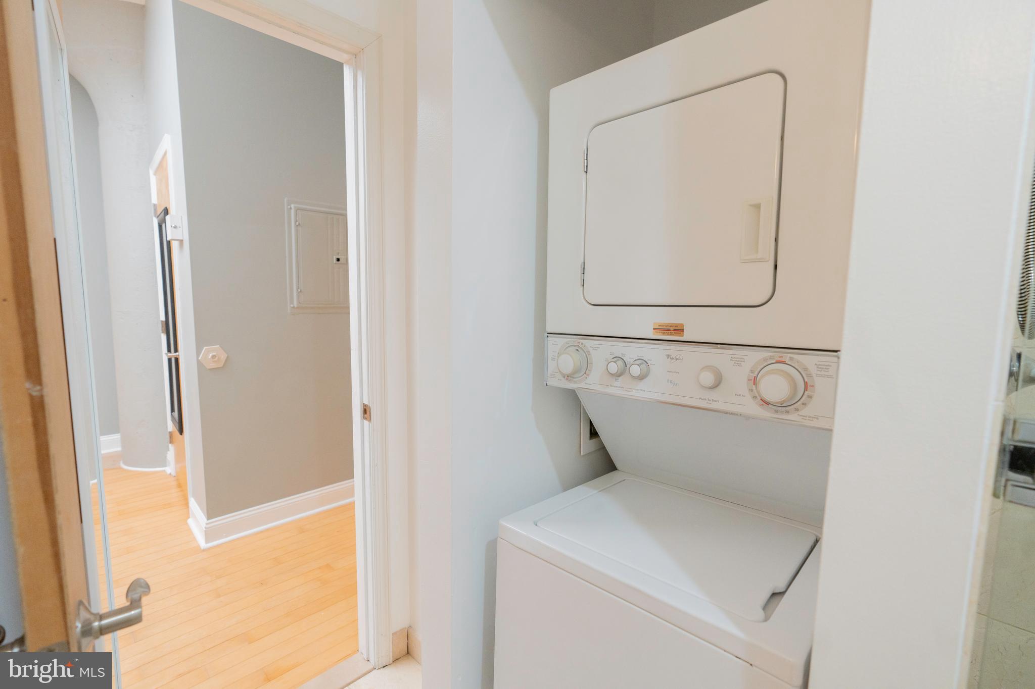 POINT BREEZE - Residential Lease