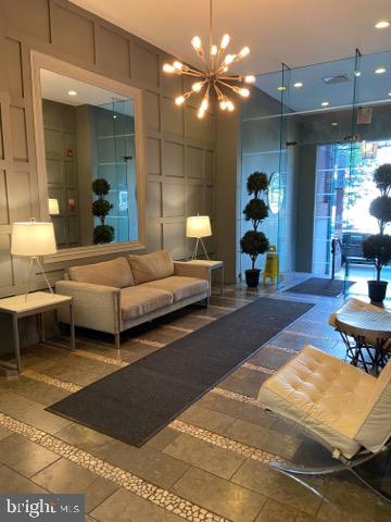 POINT BREEZE - Residential Lease