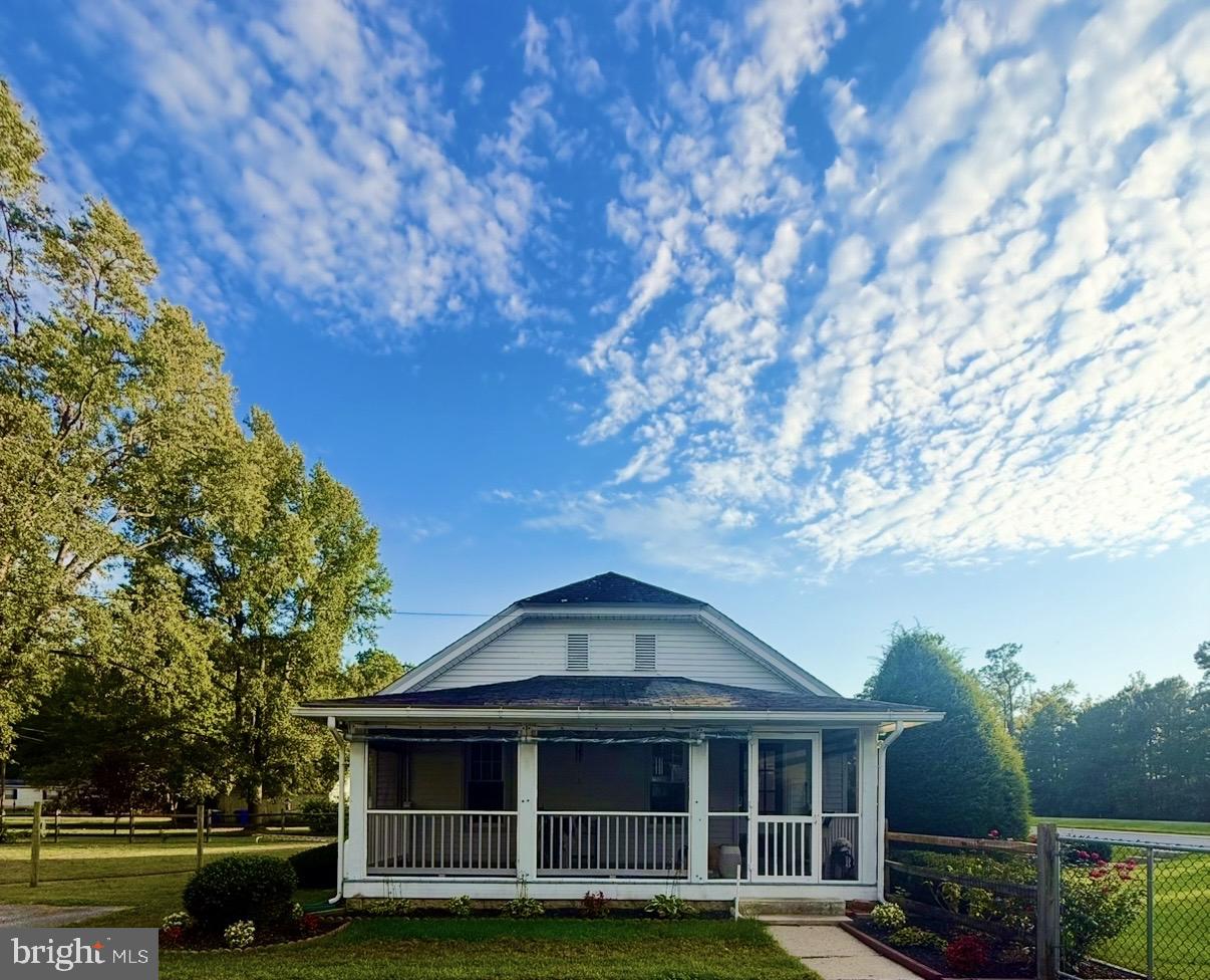 12727 DUPONT BOULEVARD