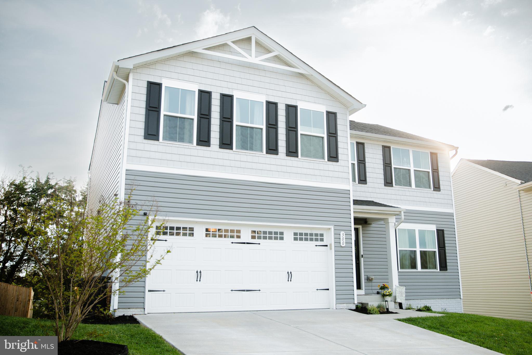 THE VILLAGE AT MIDDLETOWN - Residential