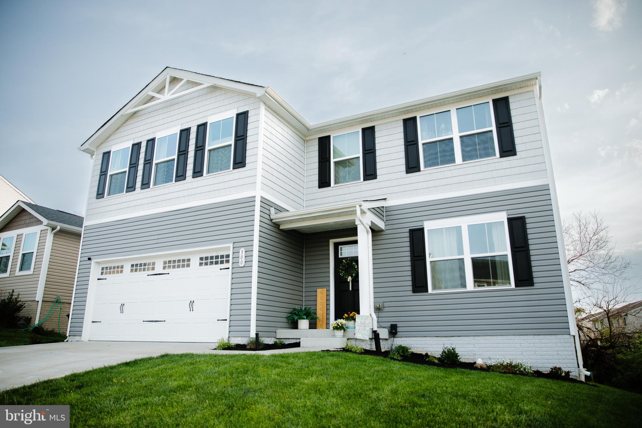 THE VILLAGE AT MIDDLETOWN - Residential