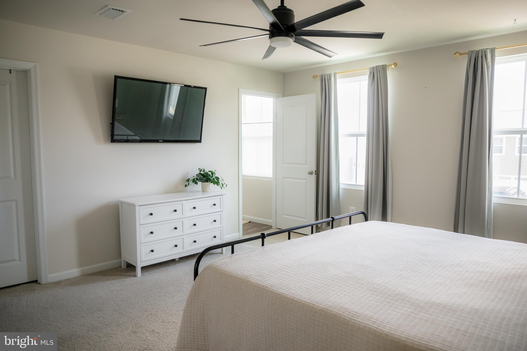 THE VILLAGE AT MIDDLETOWN - Residential