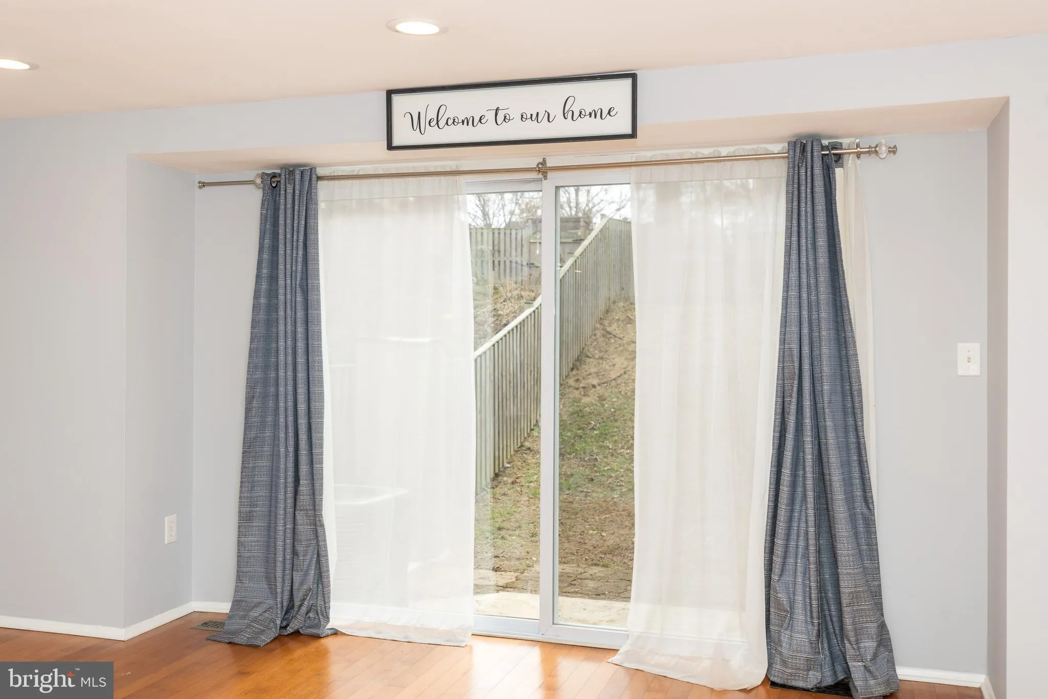 Columbia, Maryland 21044, United States, 3 Bedrooms Bedrooms, ,3 BathroomsBathrooms,Residential,Pending,10820