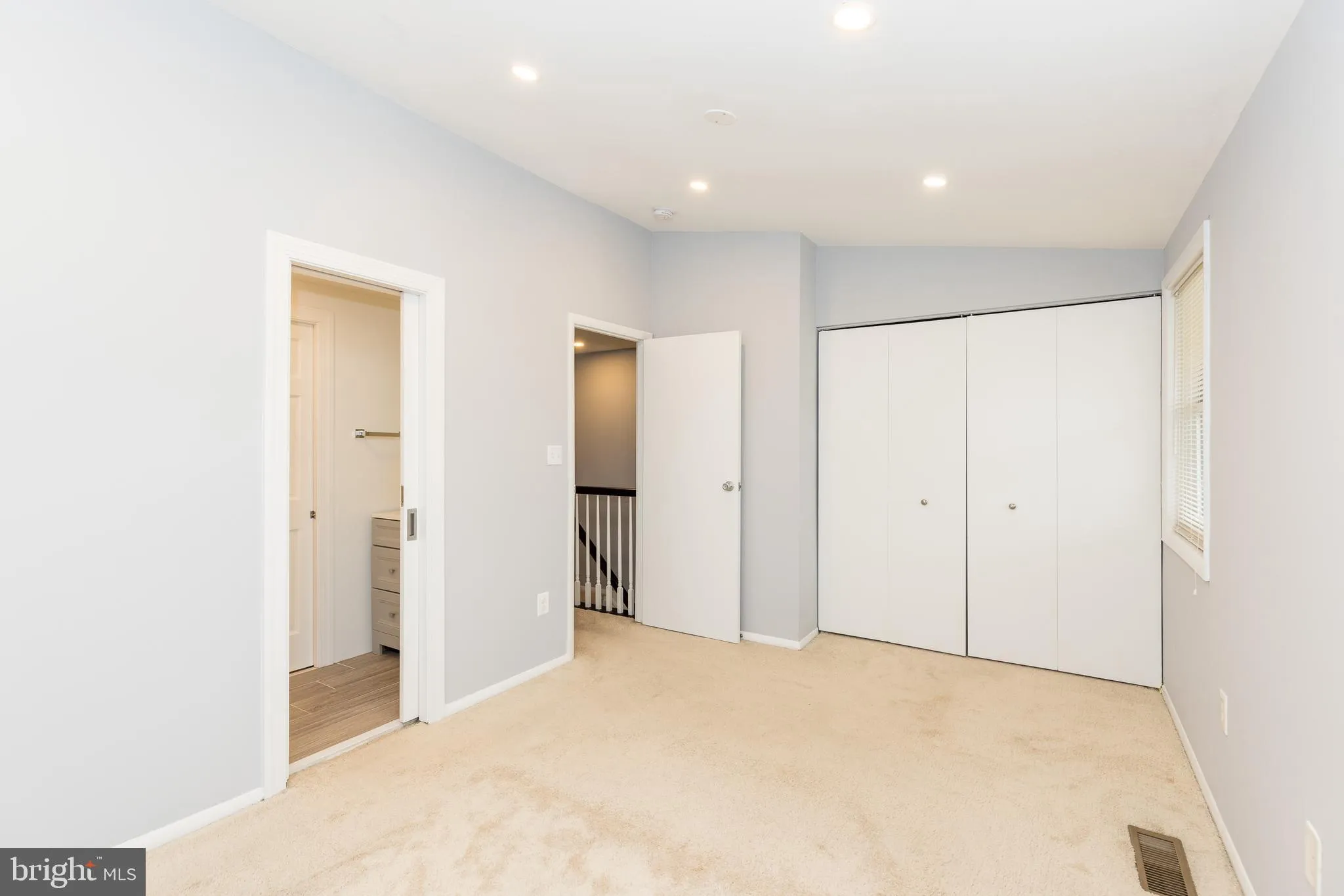 Columbia, Maryland 21044, United States, 3 Bedrooms Bedrooms, ,3 BathroomsBathrooms,Residential,Pending,10820