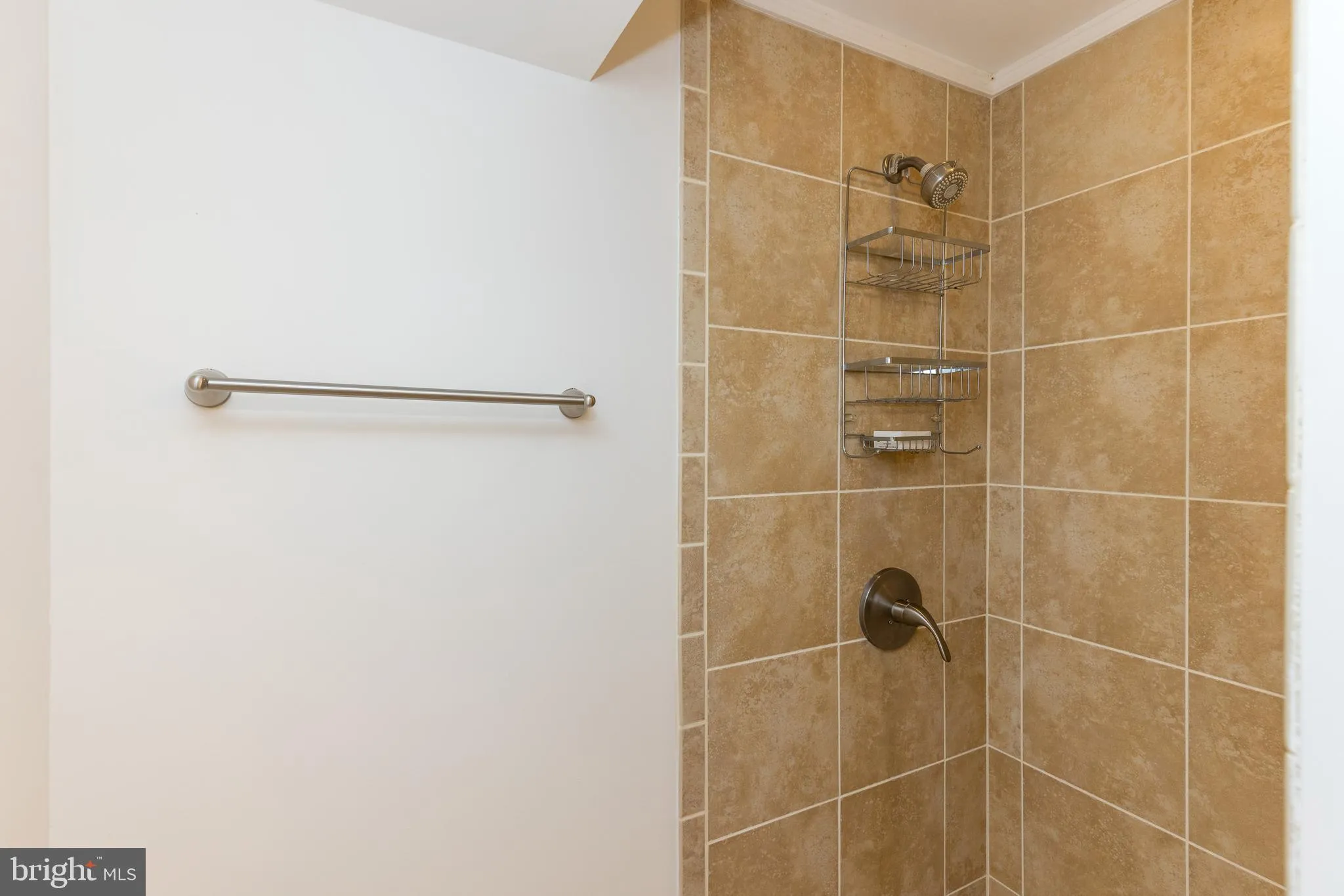 Columbia, Maryland 21044, United States, 3 Bedrooms Bedrooms, ,3 BathroomsBathrooms,Residential,Pending,10820