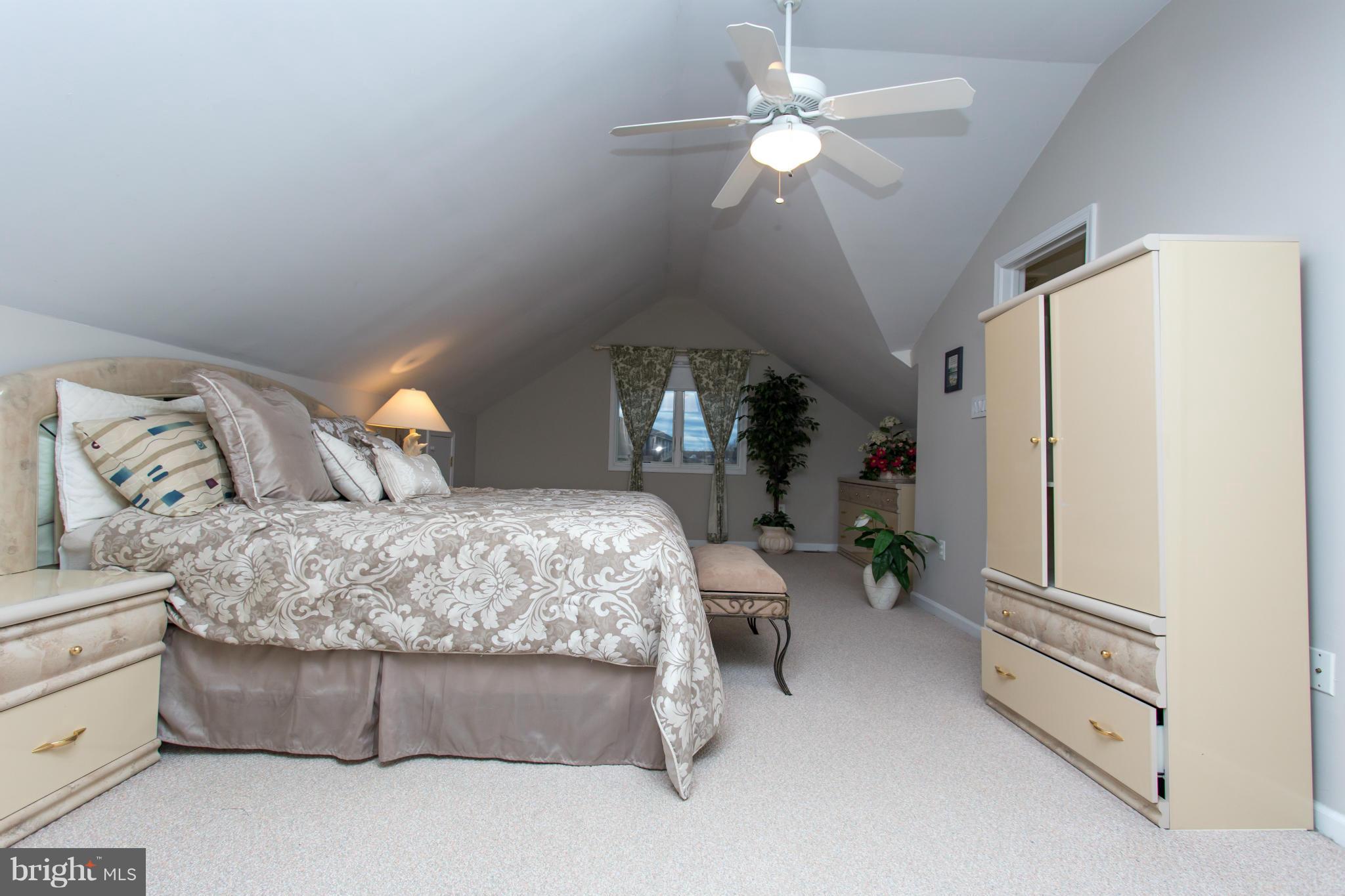 TARA SHORES - Residential