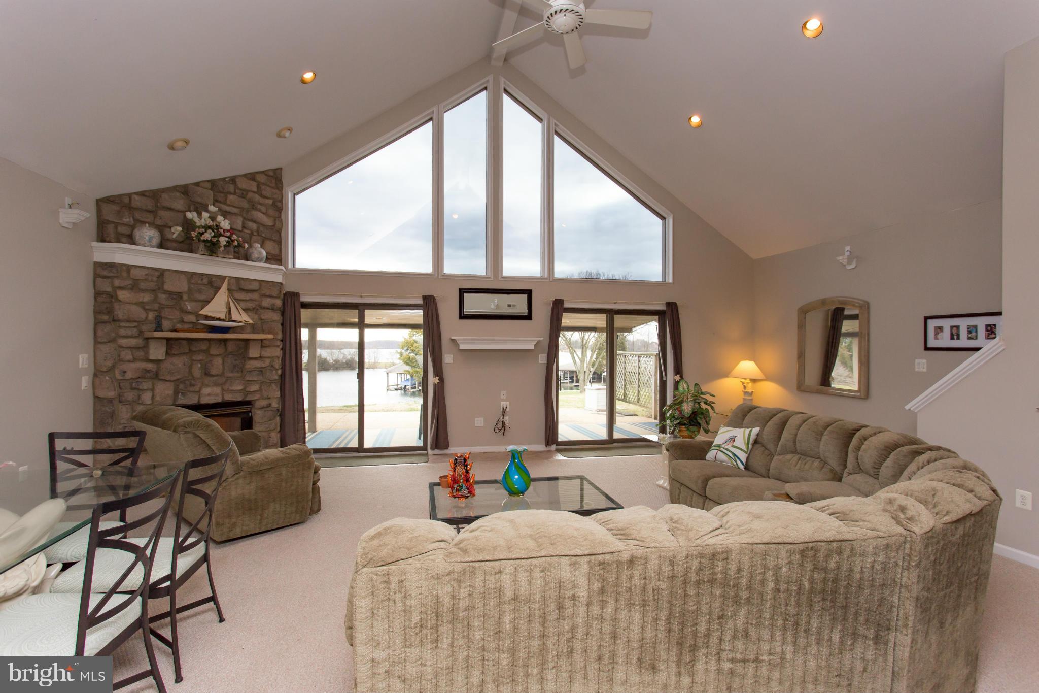TARA SHORES - Residential