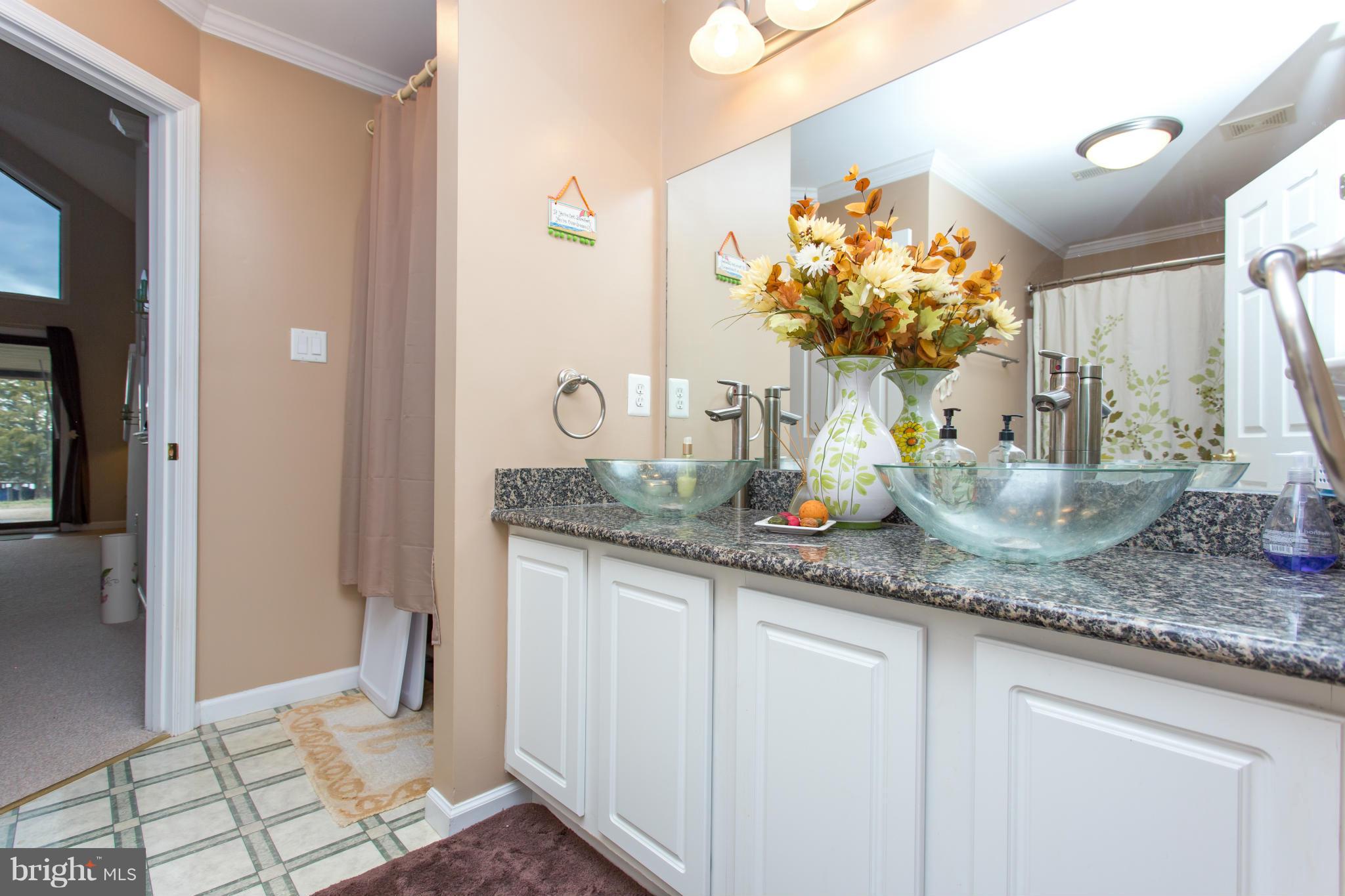 TARA SHORES - Residential