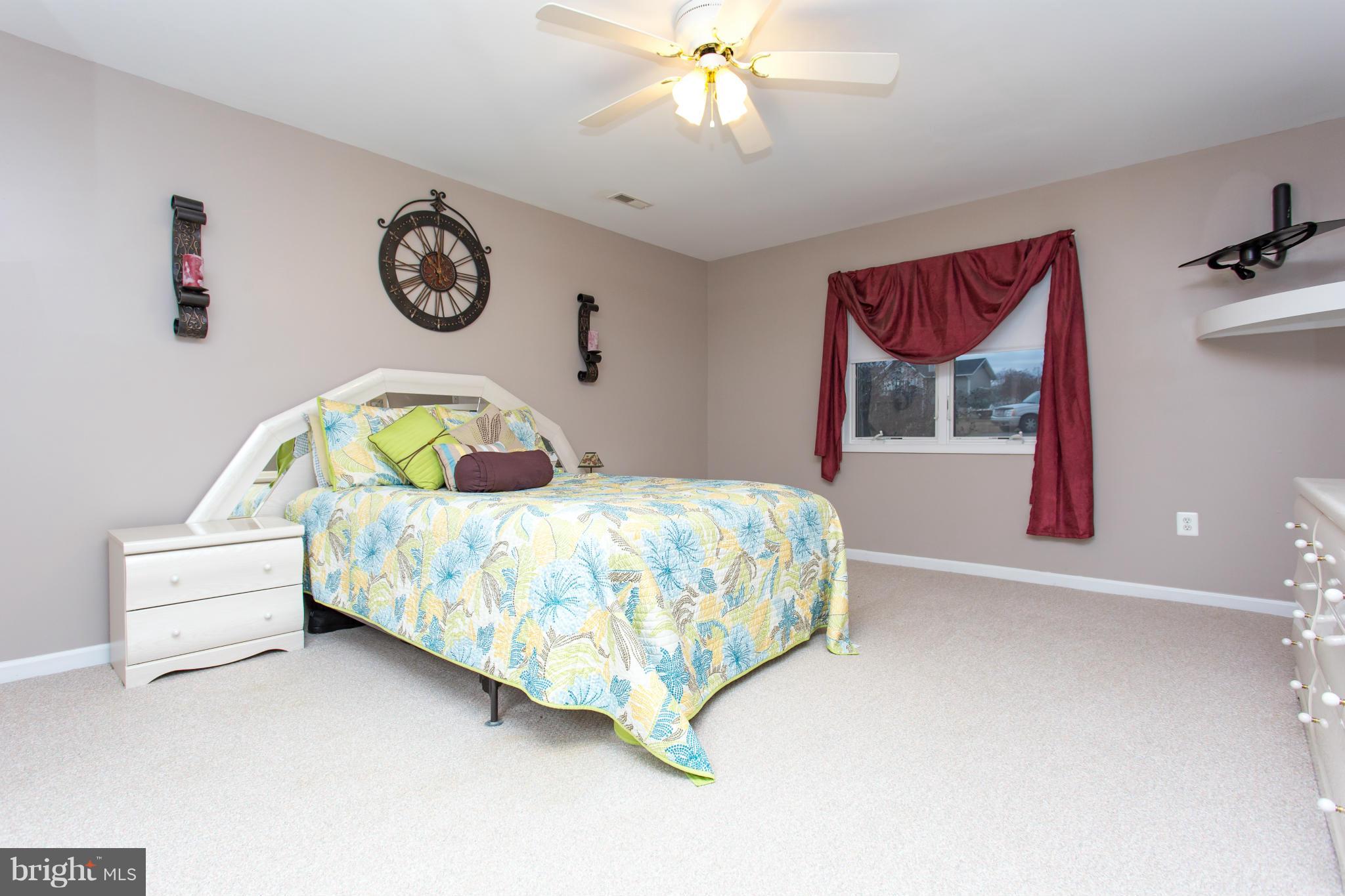 TARA SHORES - Residential