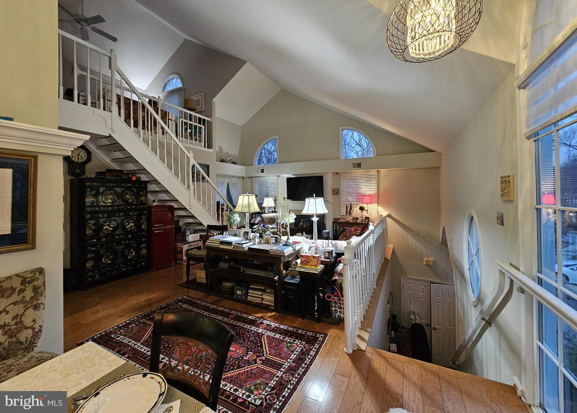 HAMPTON POINTE - Residential