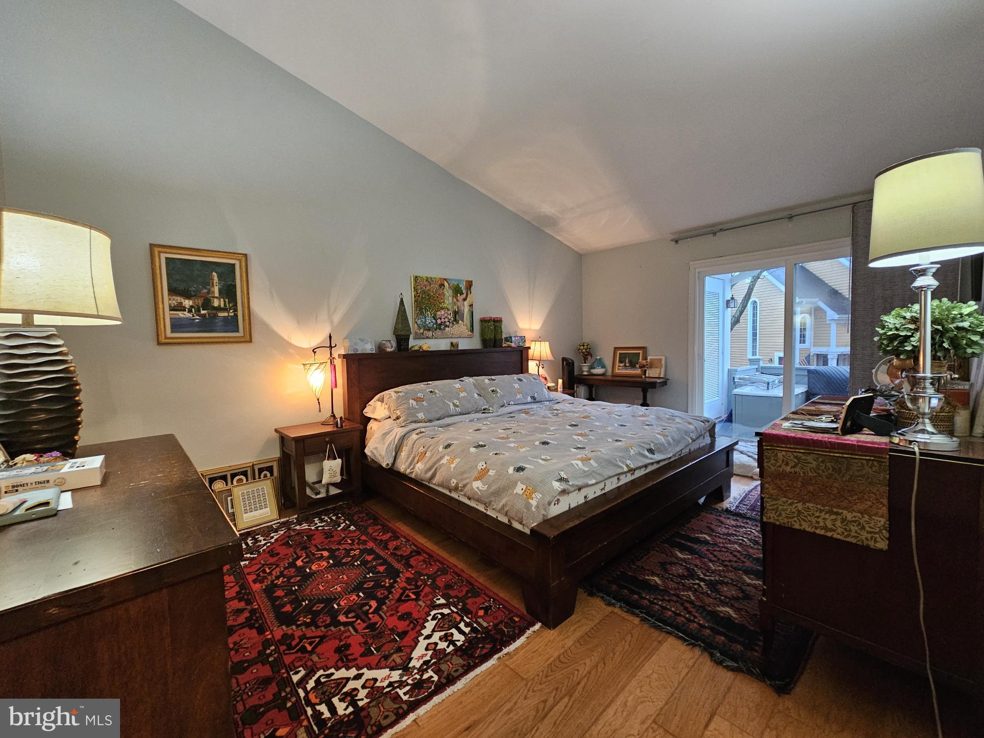 HAMPTON POINTE - Residential