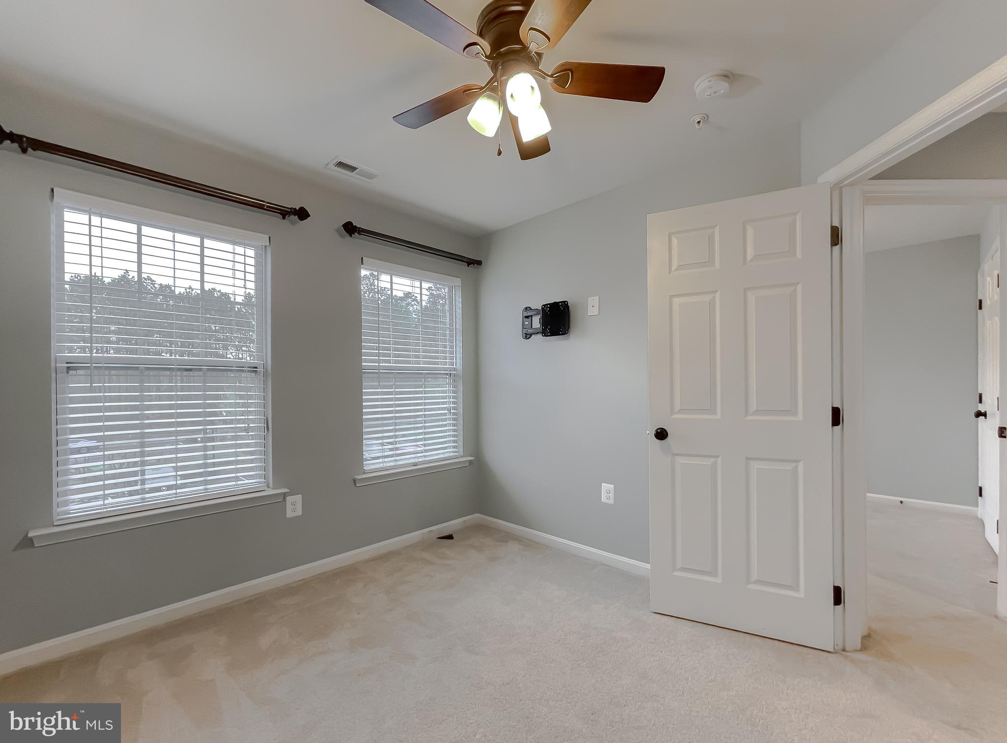 ELIZABETH HILLS - Residential Lease