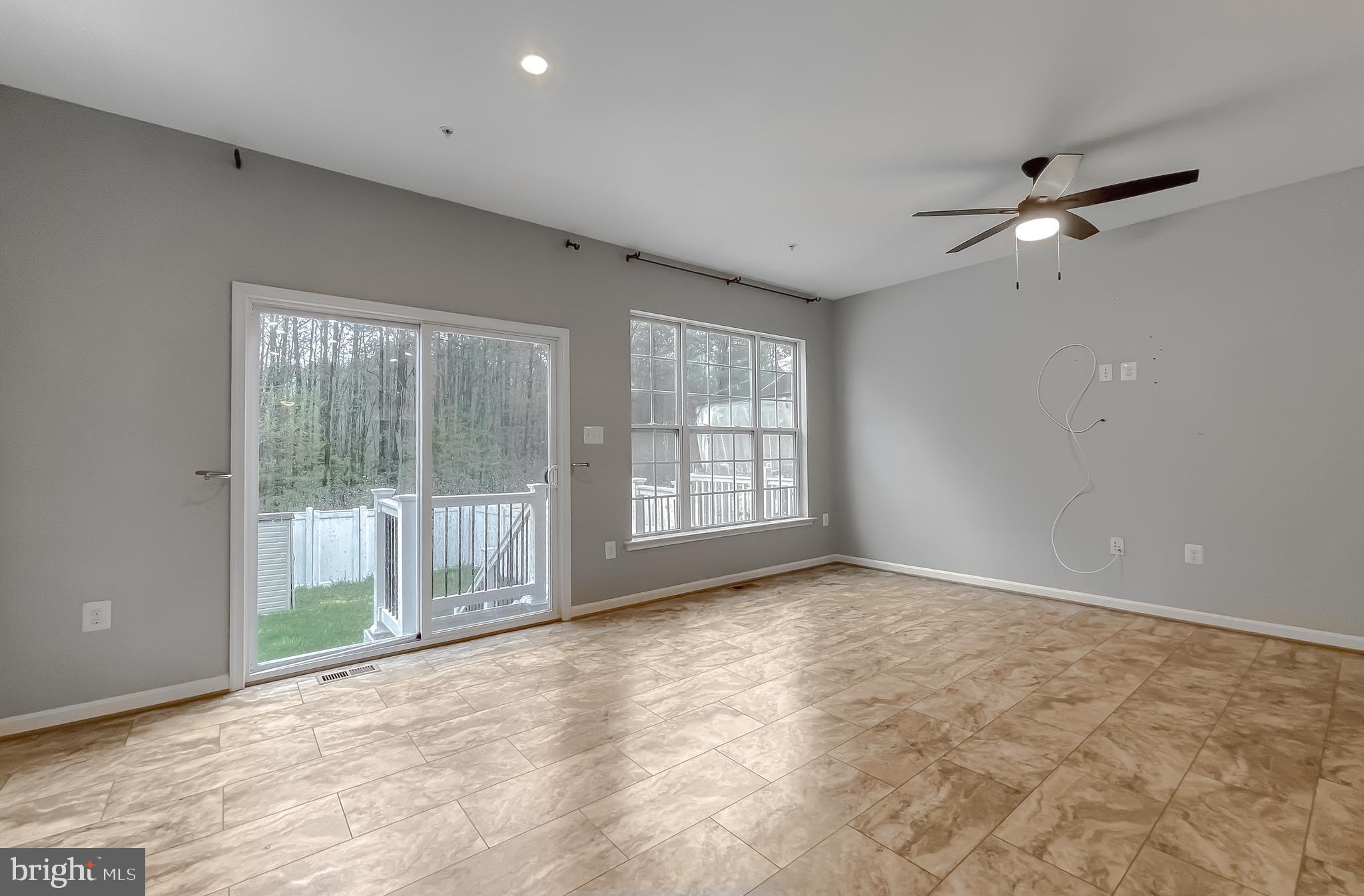 ELIZABETH HILLS - Residential Lease