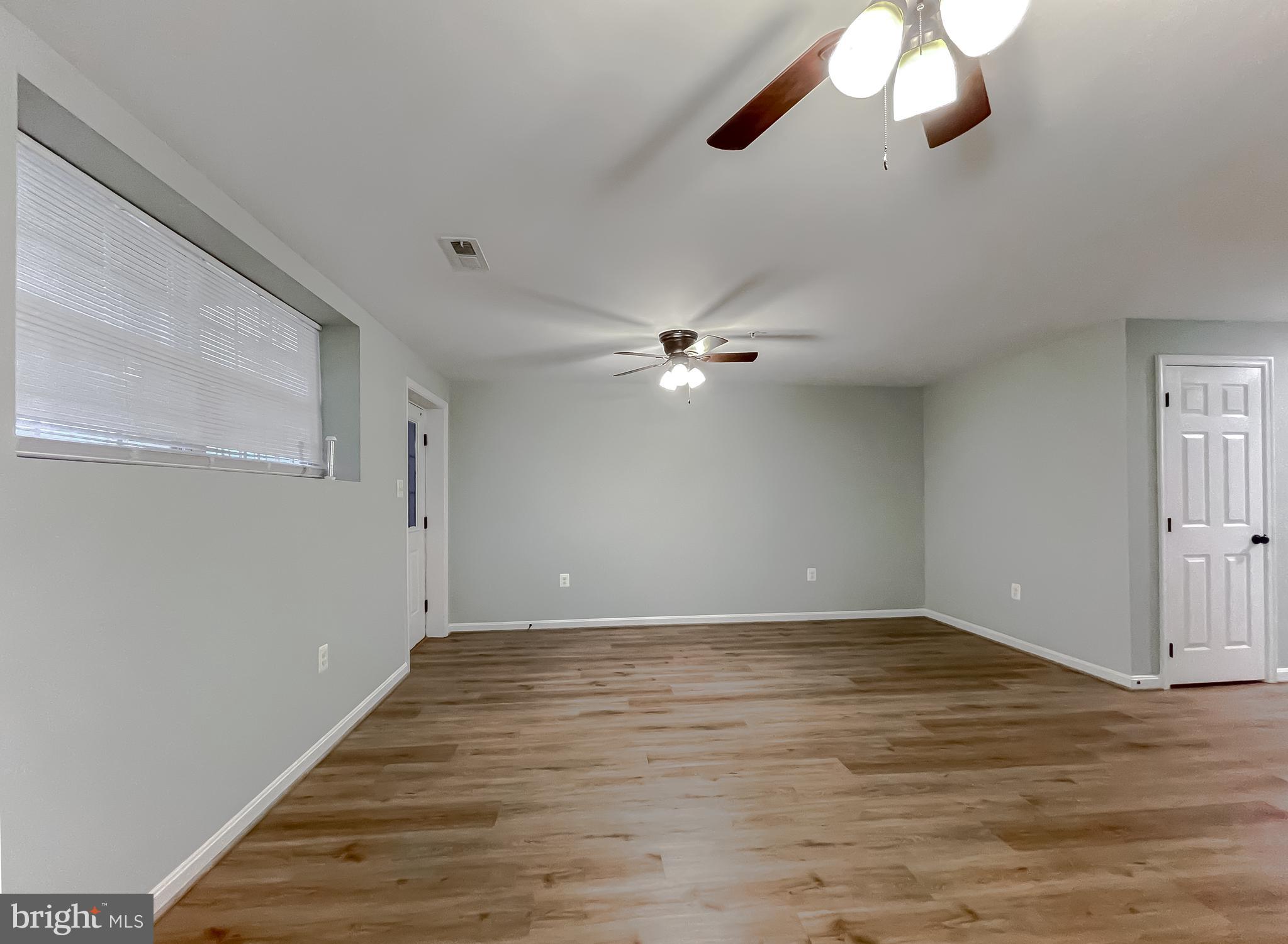 ELIZABETH HILLS - Residential Lease