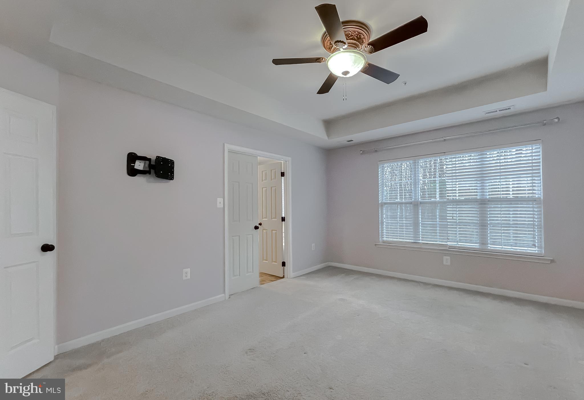 ELIZABETH HILLS - Residential Lease