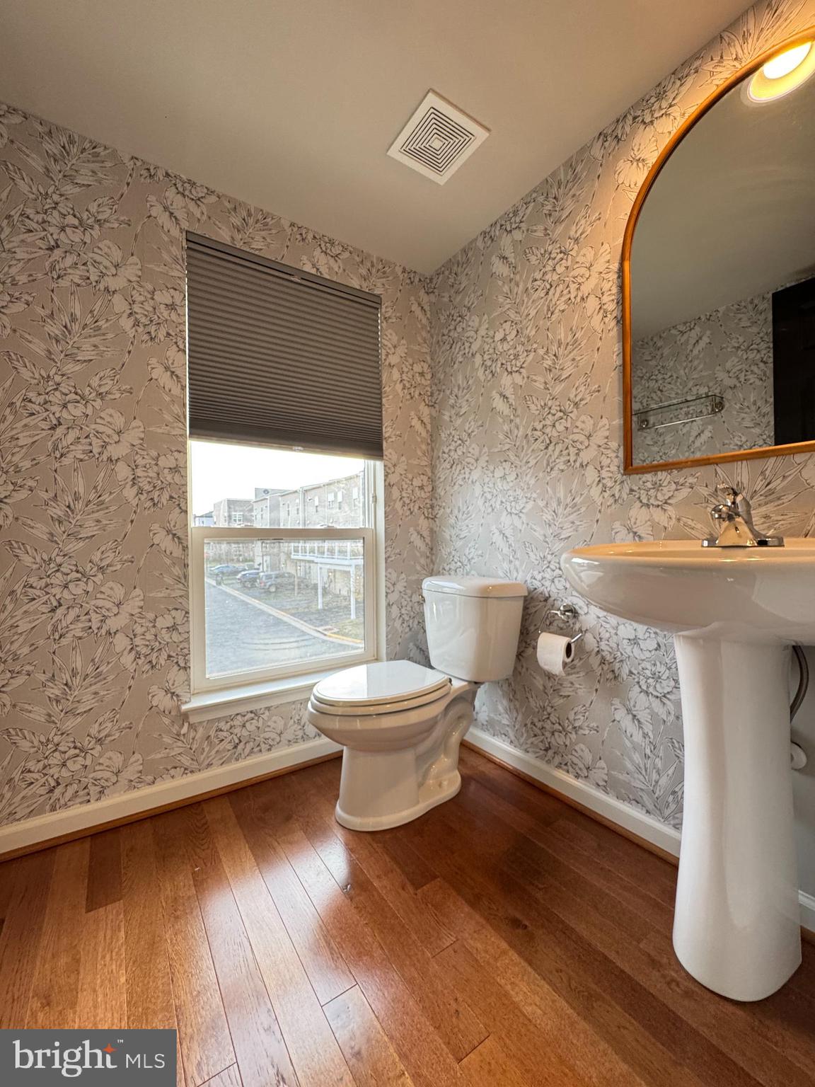 ASHBURN - Residential Lease