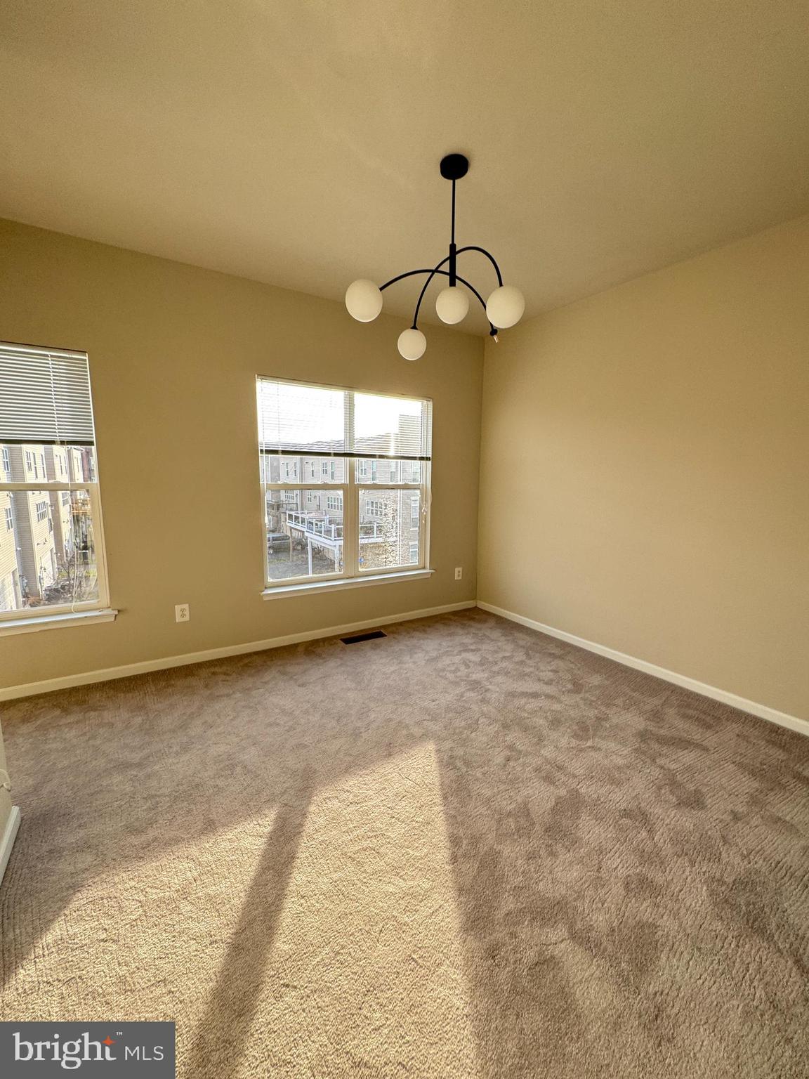 ASHBURN - Residential Lease